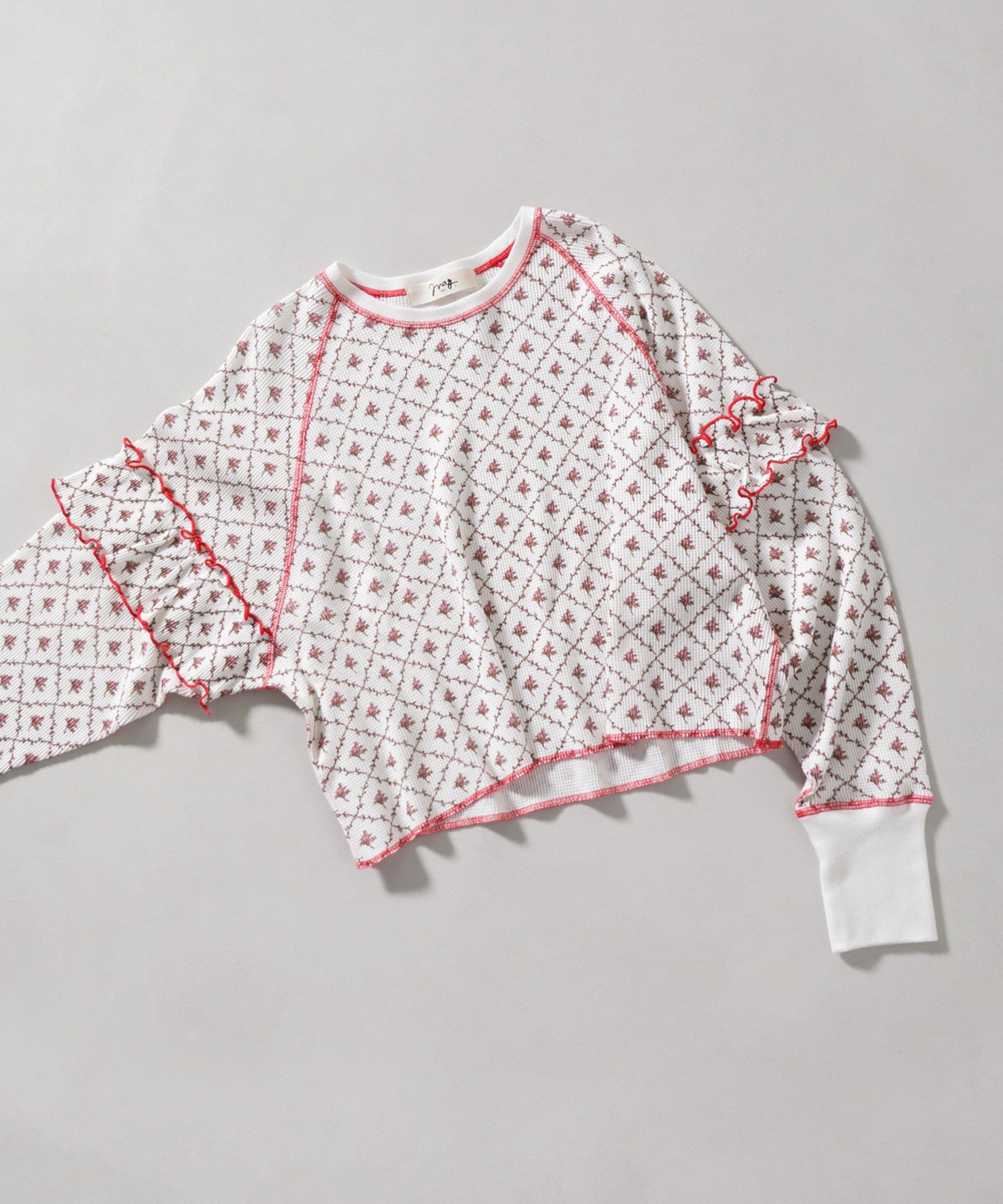 mag.by c/フラワーサーマルトップス