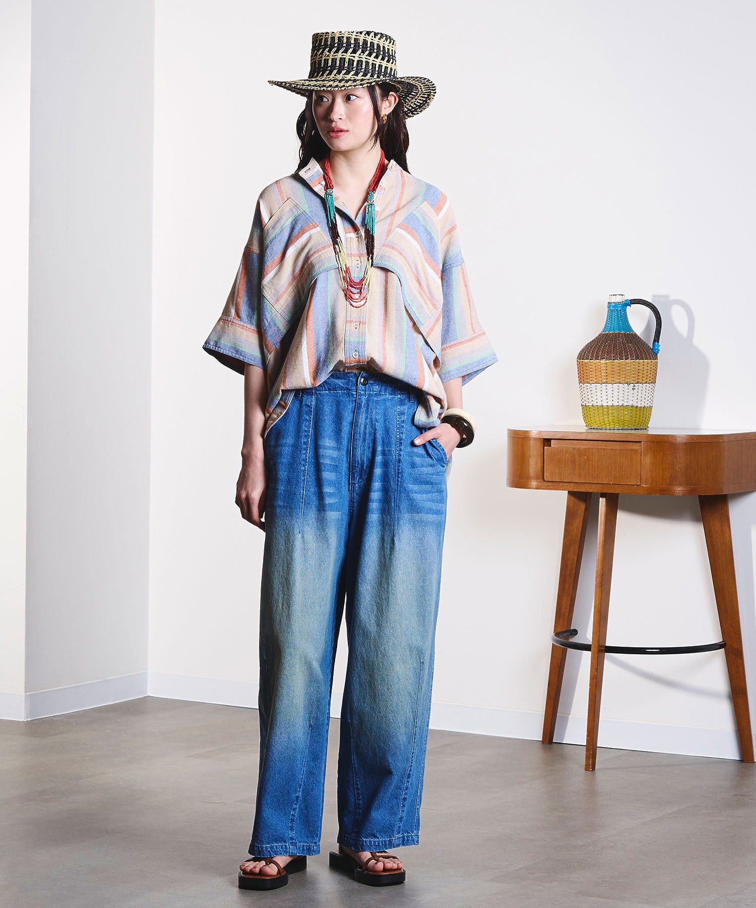 DENIM/BACK SATIN PANTS