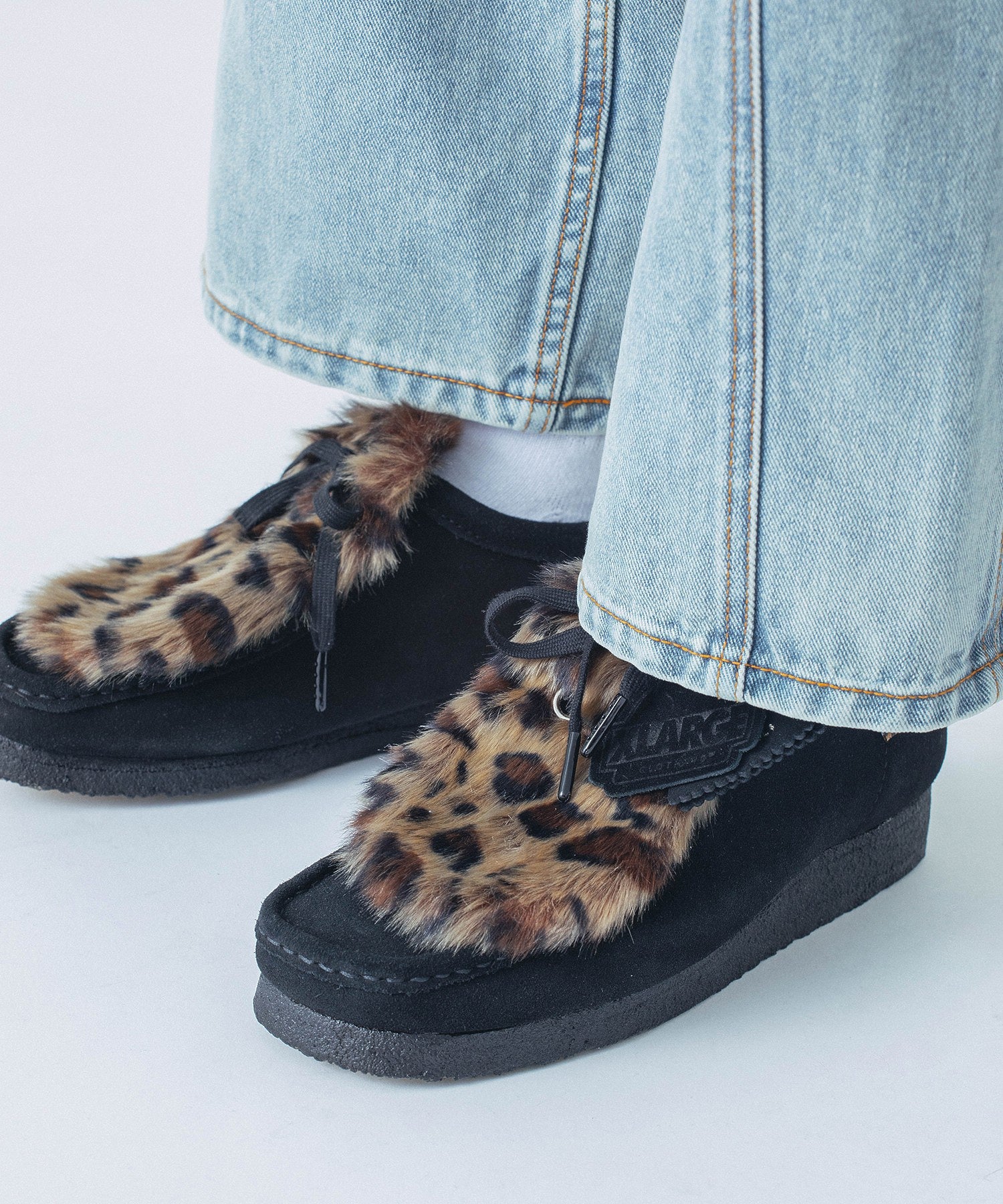 XLARGE CUSTOM MADE Clarks Originals WALLABEE LEOPARD