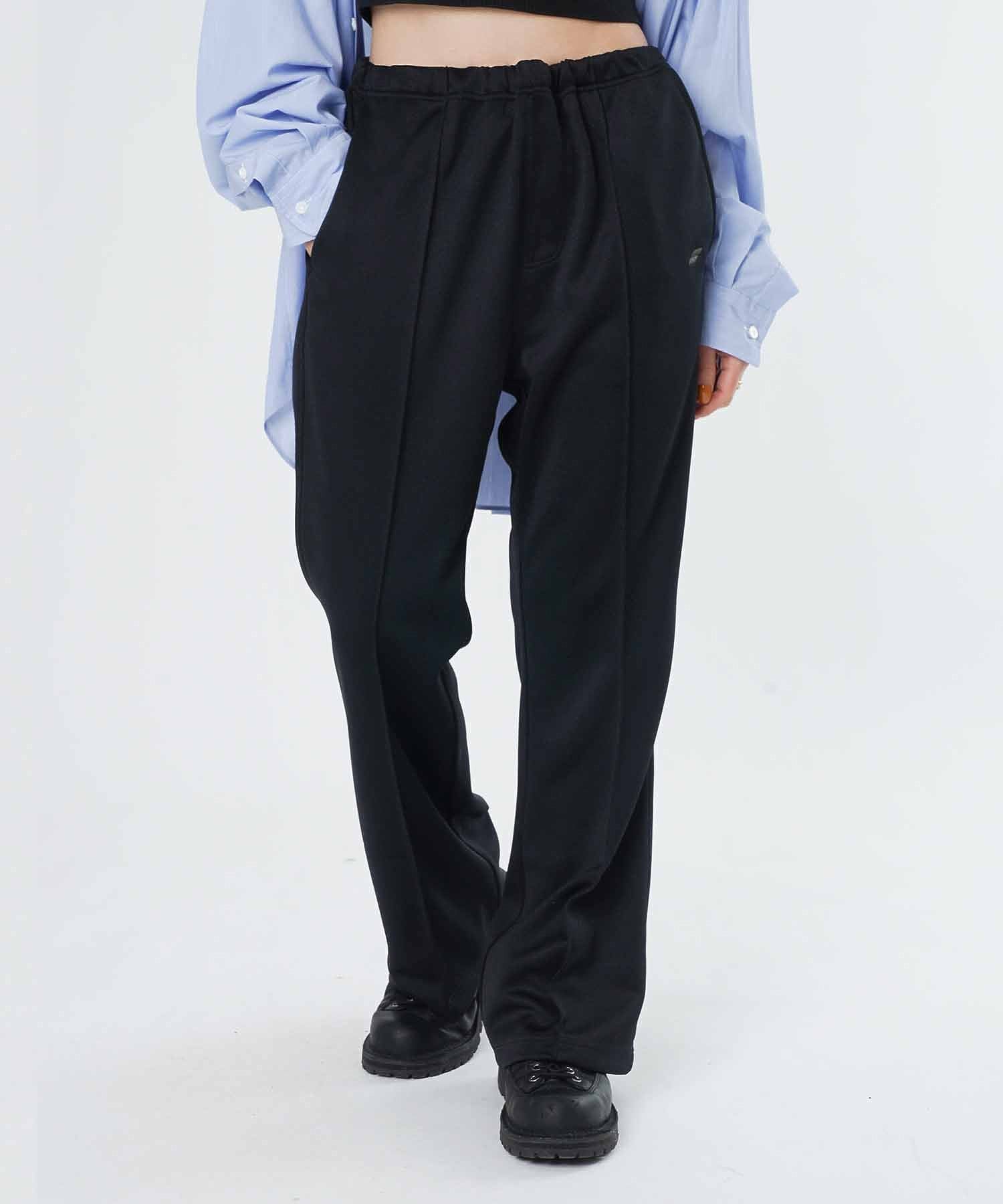 STAFF 身長162cm/着用サイズ：Mサイズ