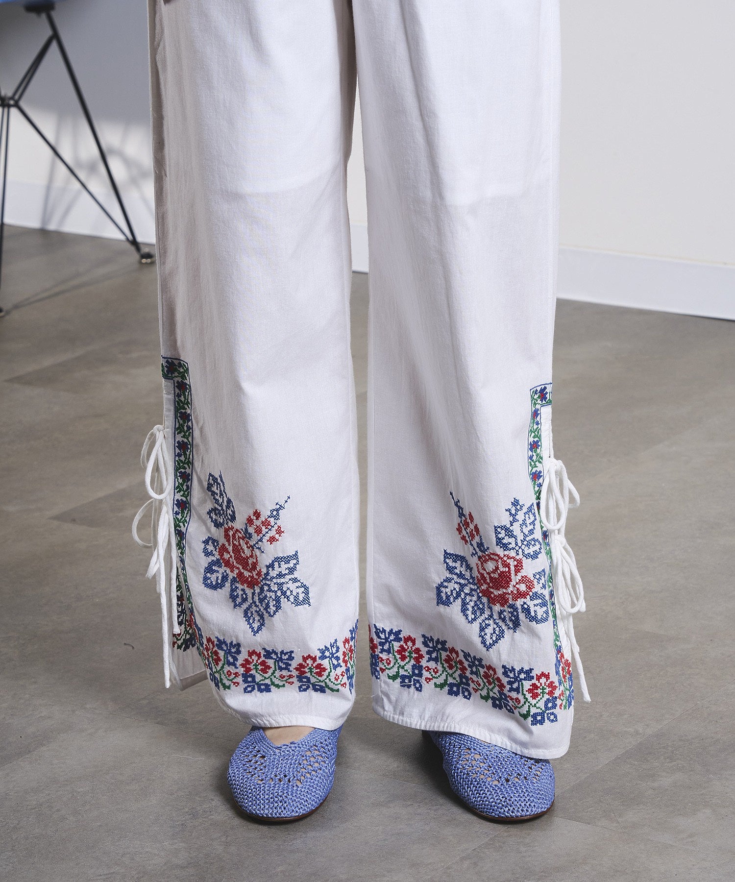 EMBROIDERY RIBBON PANTS