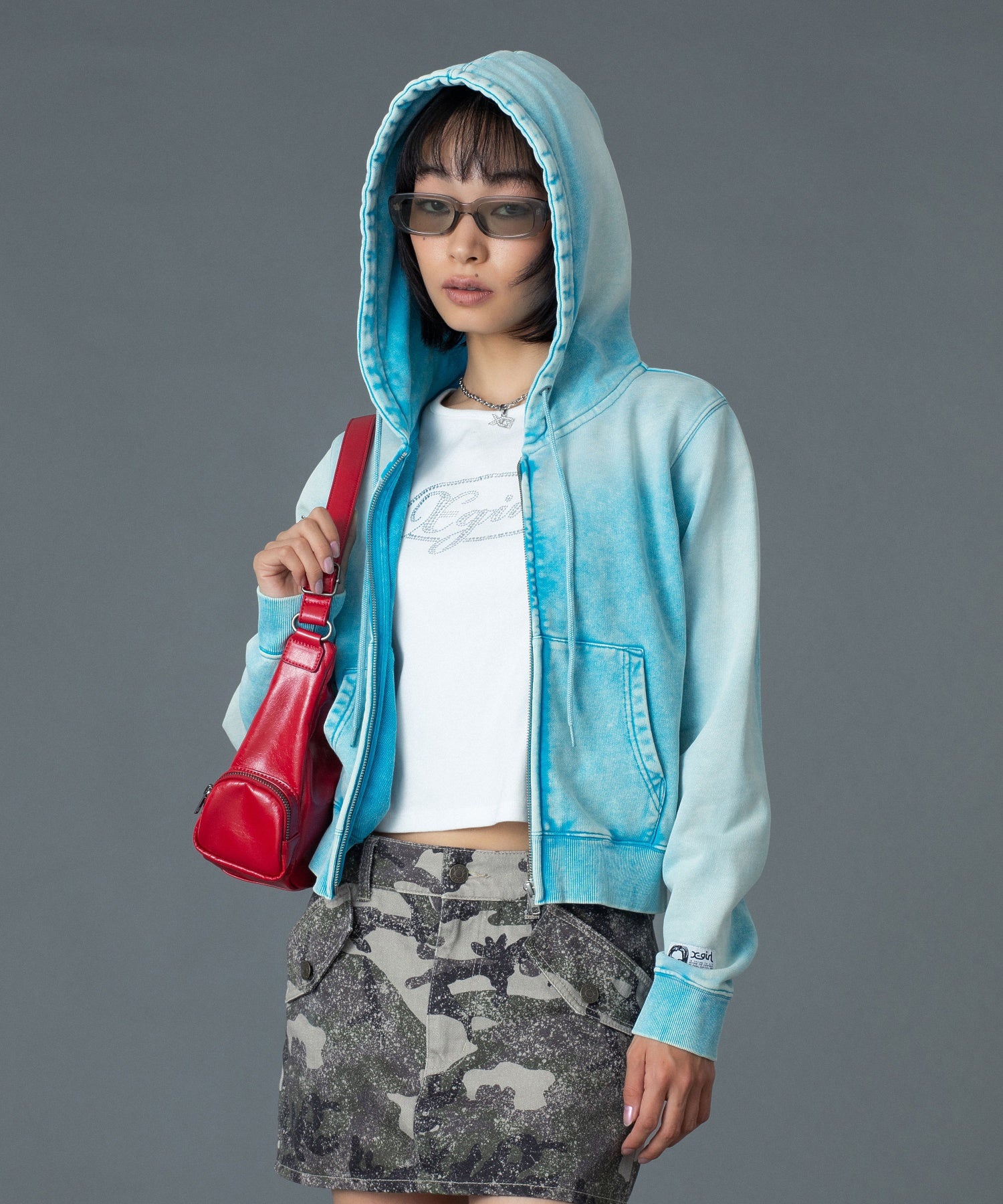 RHINESTONE OVAL CURSIVE LOGO S/S BABY TEE