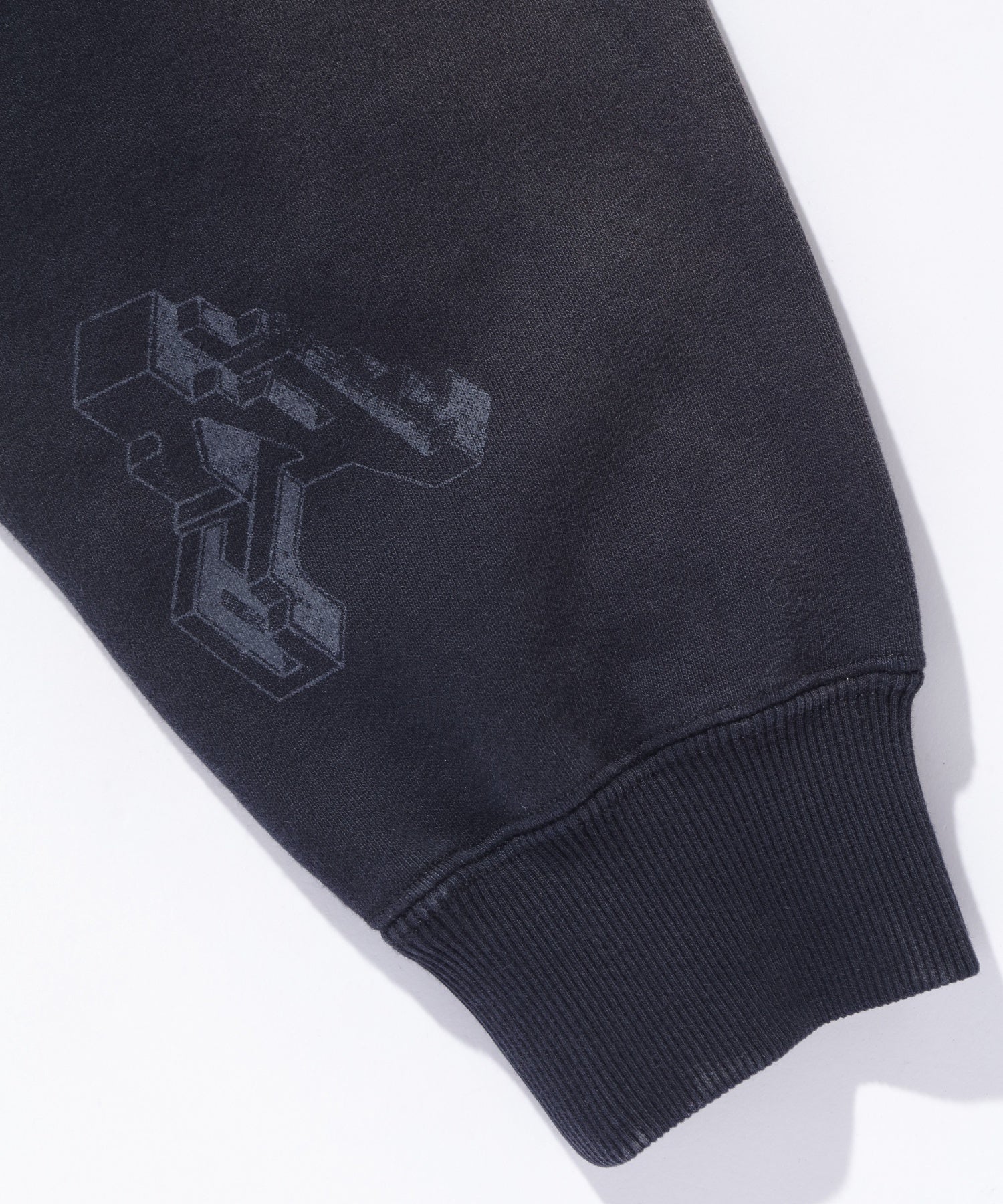 GEOMETRIC ZIP UP HOODED SWEATSHIRT