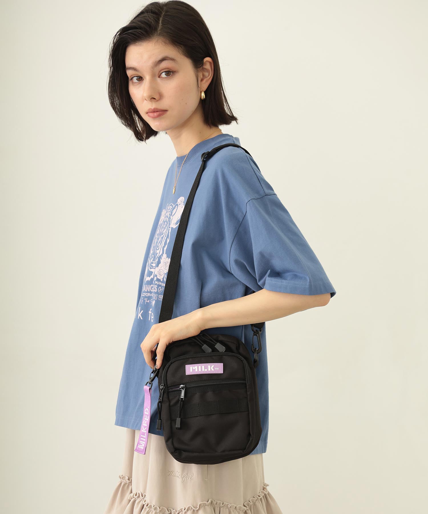 ACTIVE FRONT POCKET MOLLE SHOULDER BAG MILKFED.