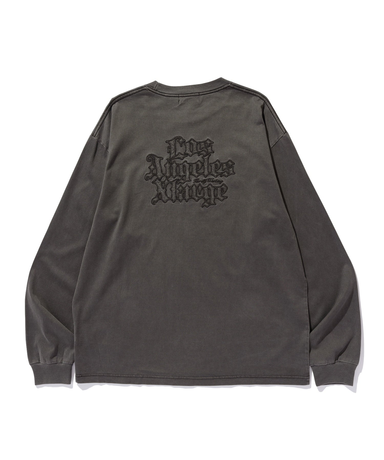 PATCHED OLD ENGLISH L/S TEE