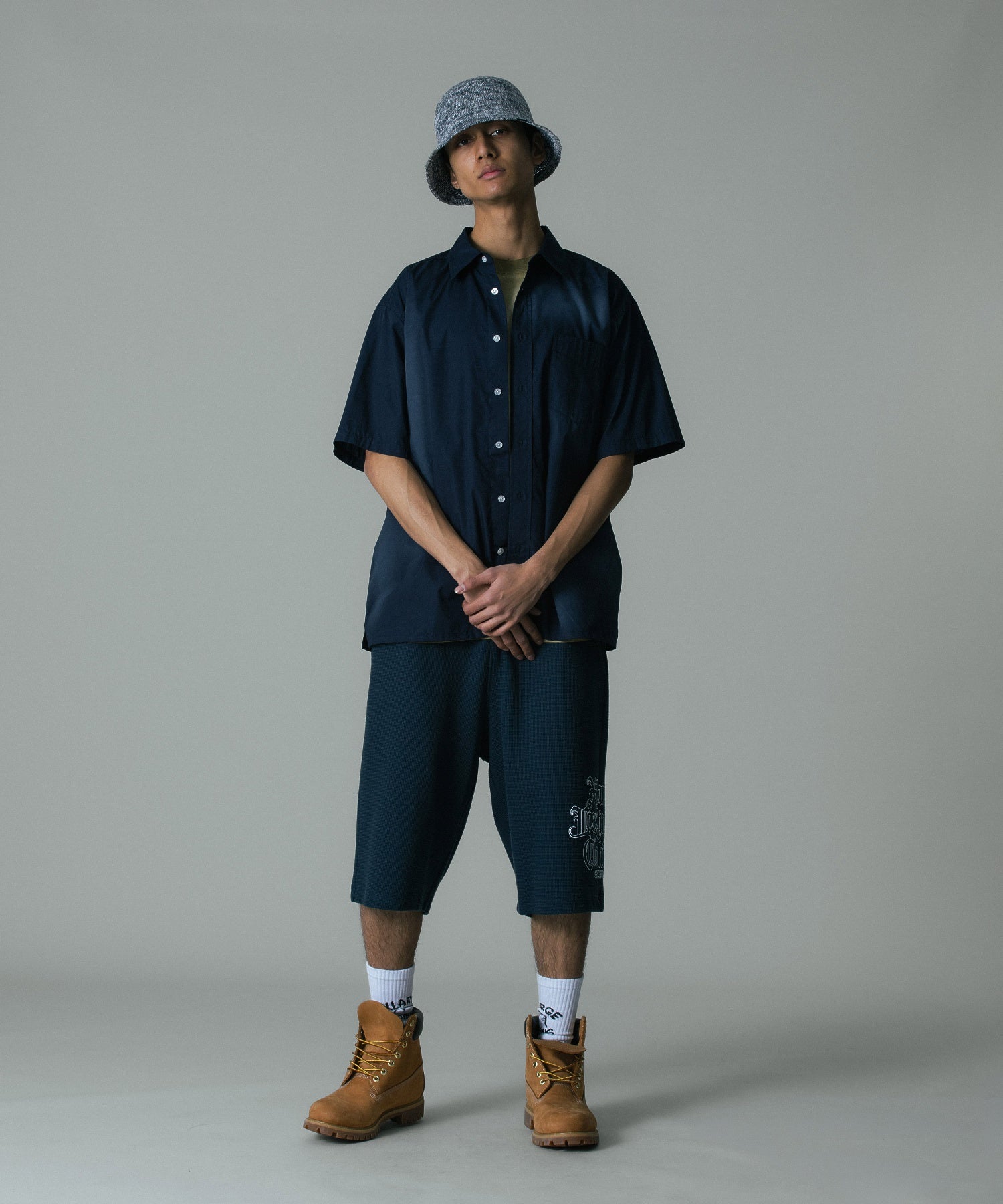 OLD ENGLISH WAFFLE SHORT PANTS