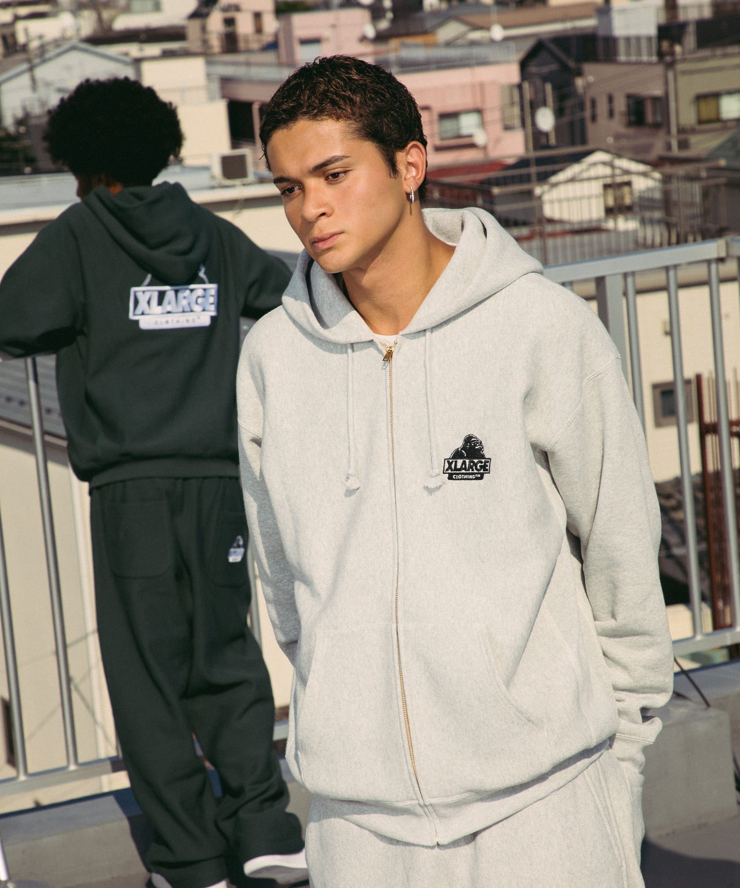 XLARGE×Champion REVERSE WEAVE ZIP UP HOODED SWEATSHIRT