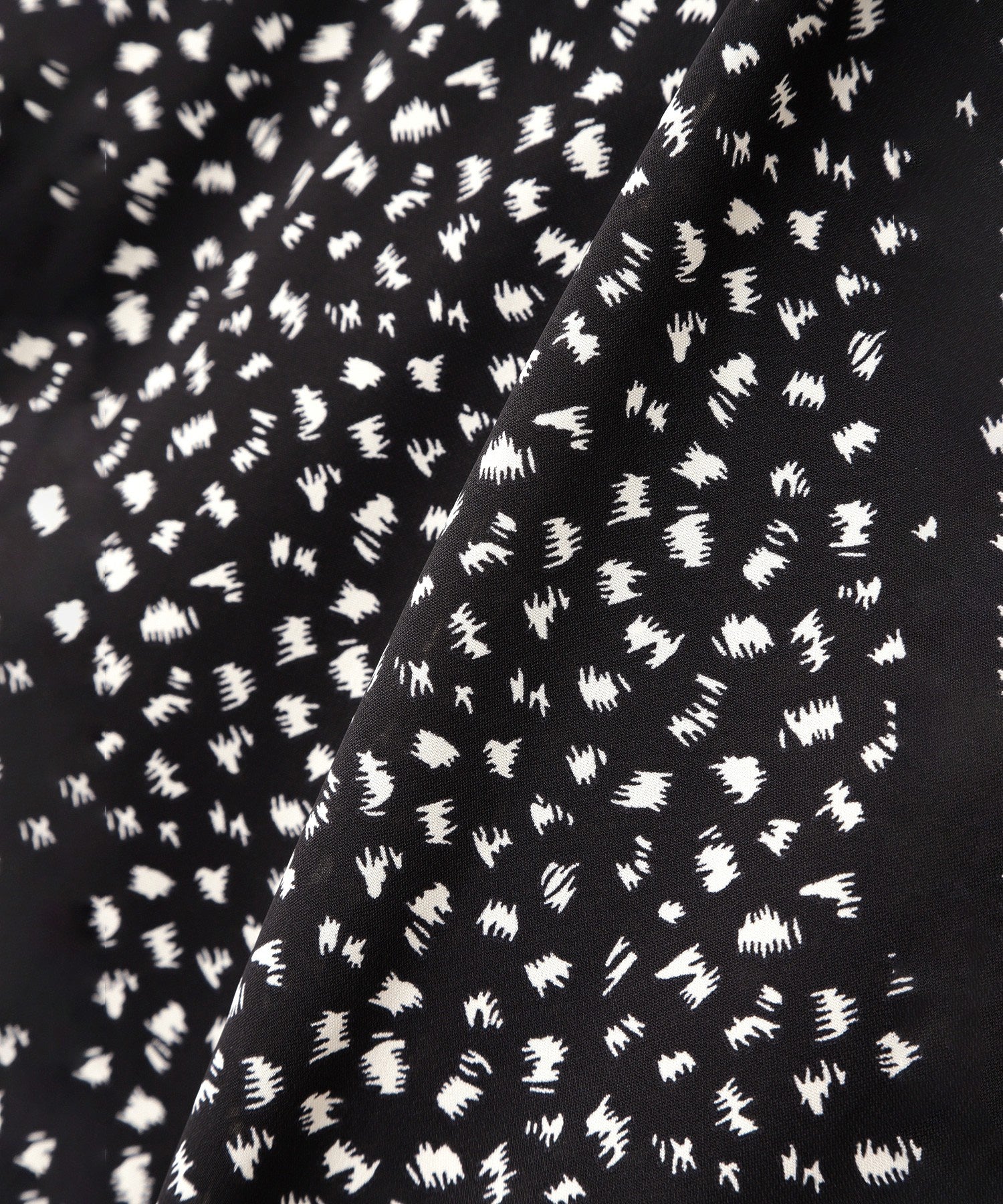 【WEB・一部店舗限定】2WAYフリルブラウス