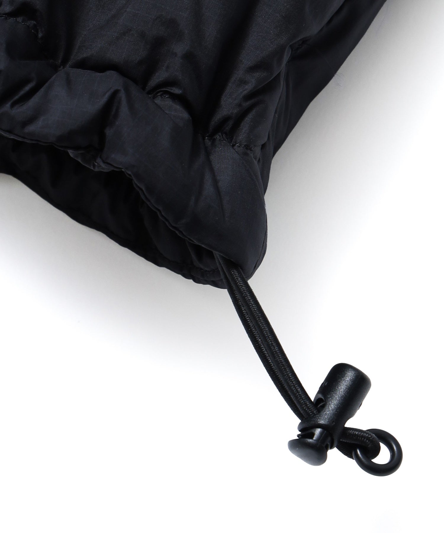 RIPSTOP HOODED DOWN JACKET