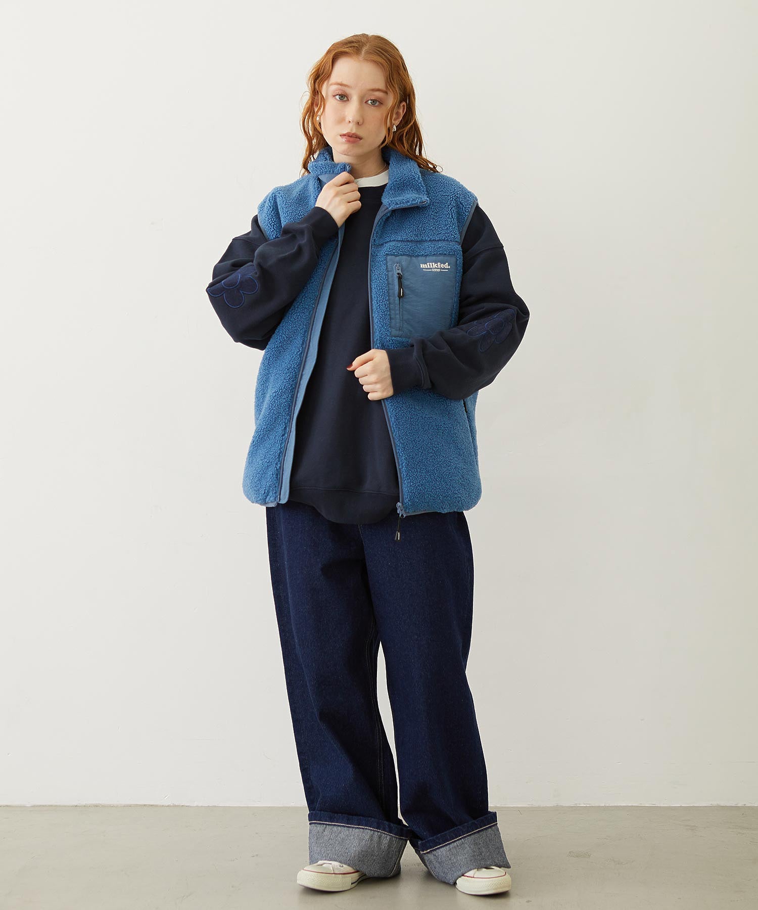 FLOWER ELBOW PATCH SWEAT TOP