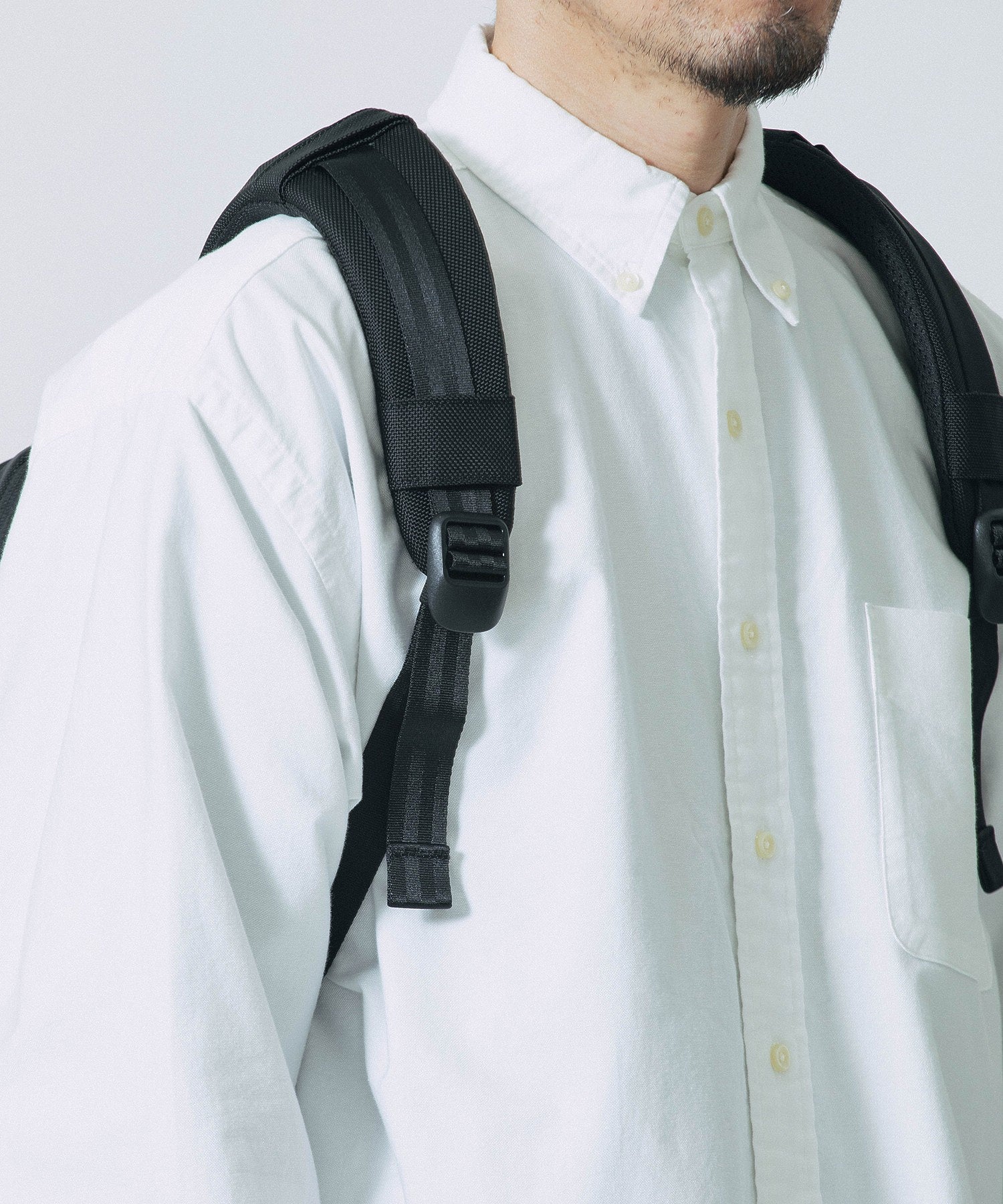 Incase Tracks Backpack 18L-Black