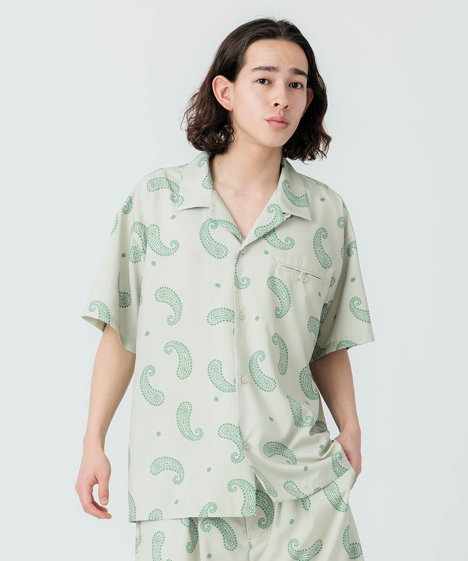 model：H174 着用サイズ：L ※商品の色味の目安は商品単体の画像をご参照ください。