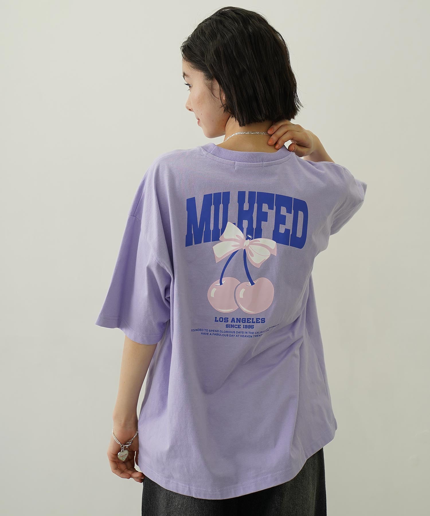 CHERRY AND RIBBON WIDE S/S TEE