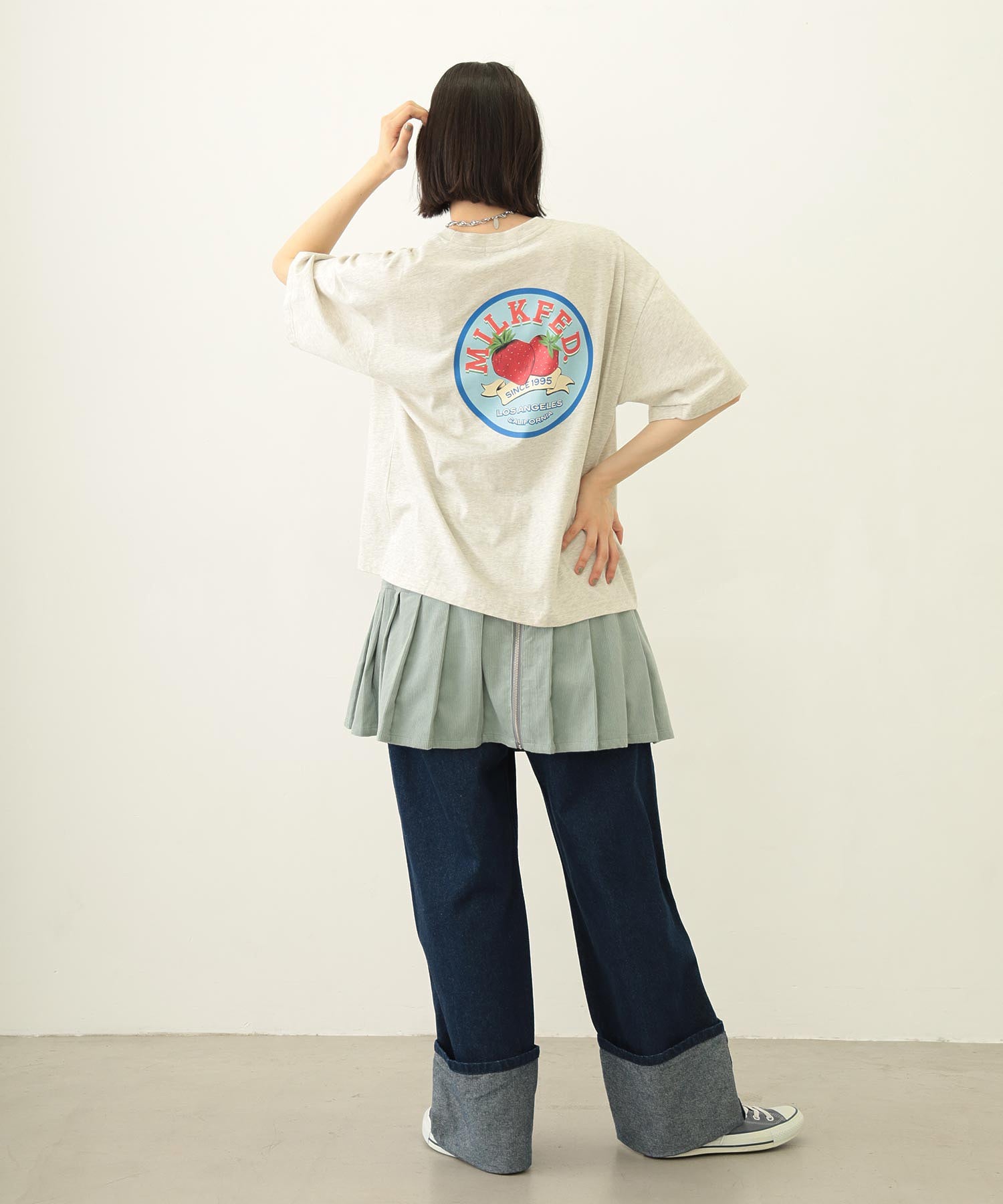 CIRCLE STRAWBERRY LOGO S/S TEE