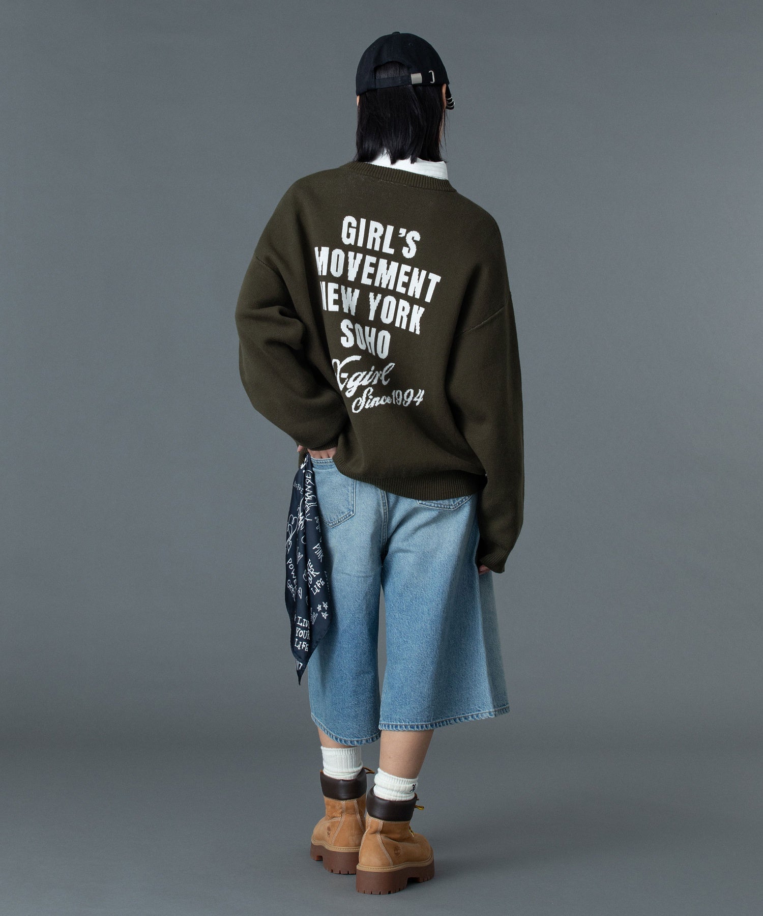 CURSIVE LOGO AND FACE JACQUARD KNIT TOP