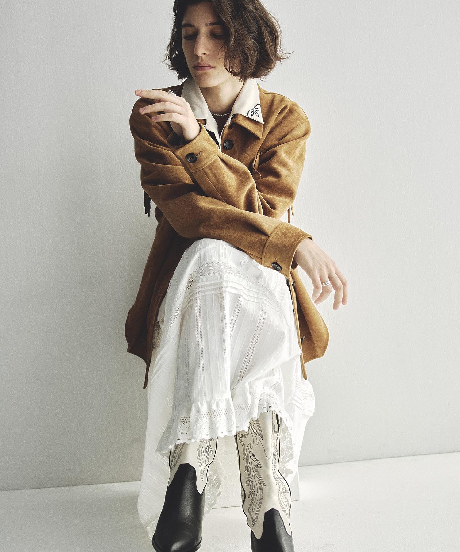 mag.by c/FAKE SUEDE FRINGE JAKET