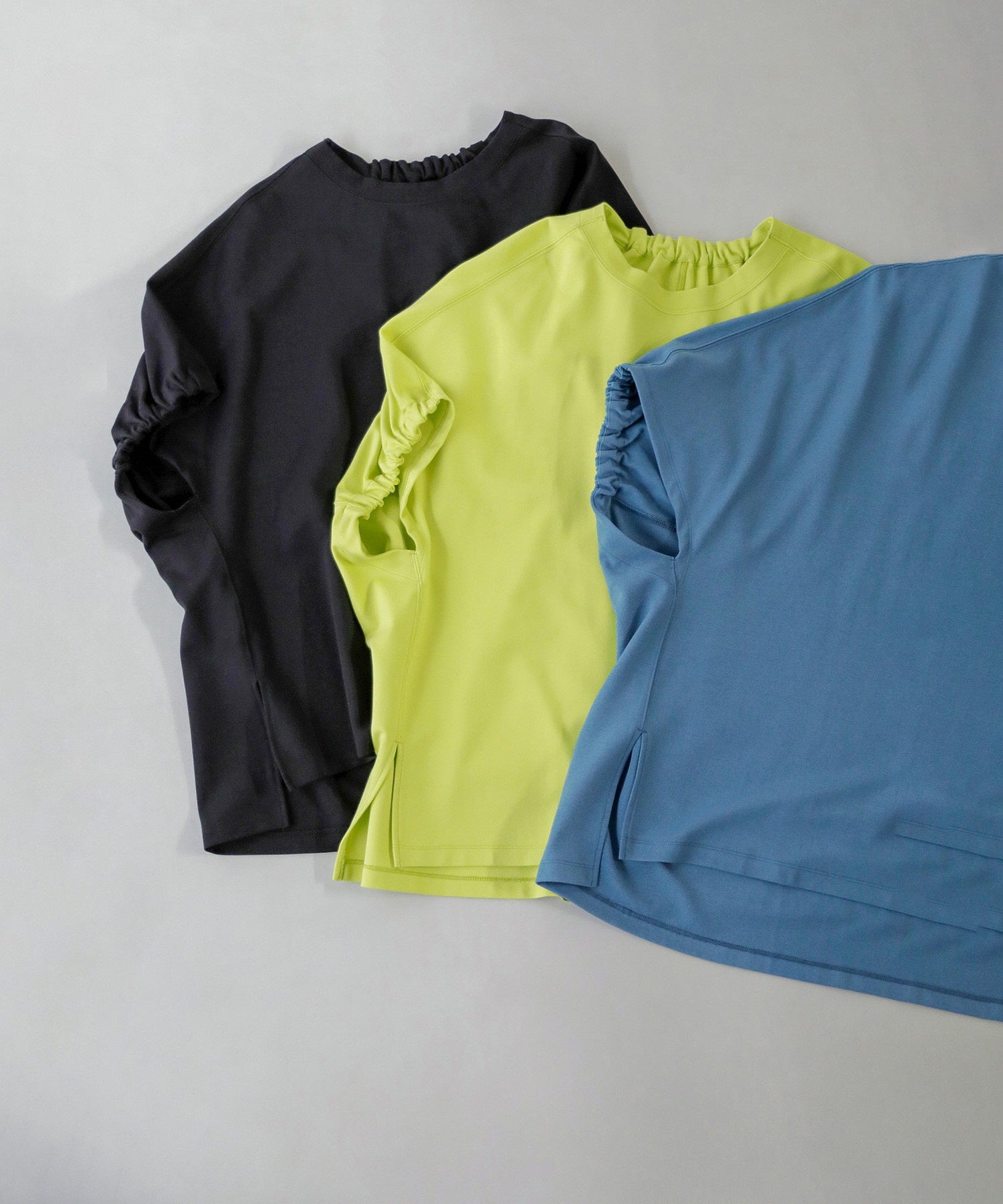 ボックスシルエットカットソー