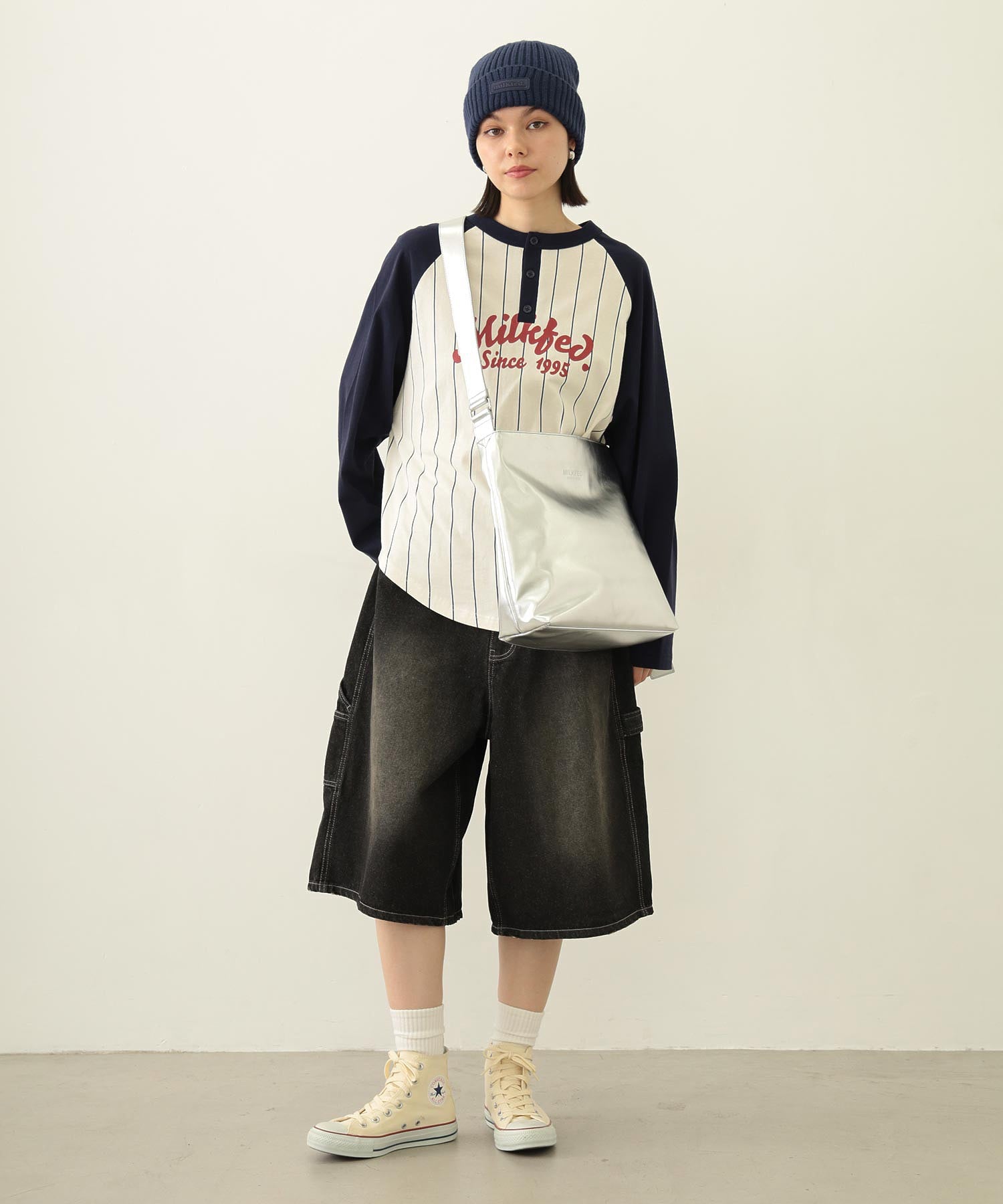 SOLID SHOULDER BAG