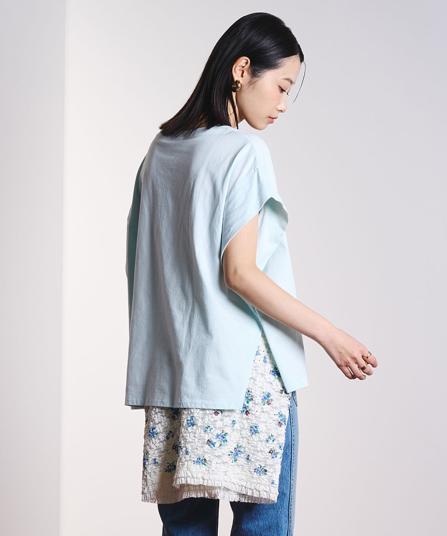 model:169cm 着用サイズ:S