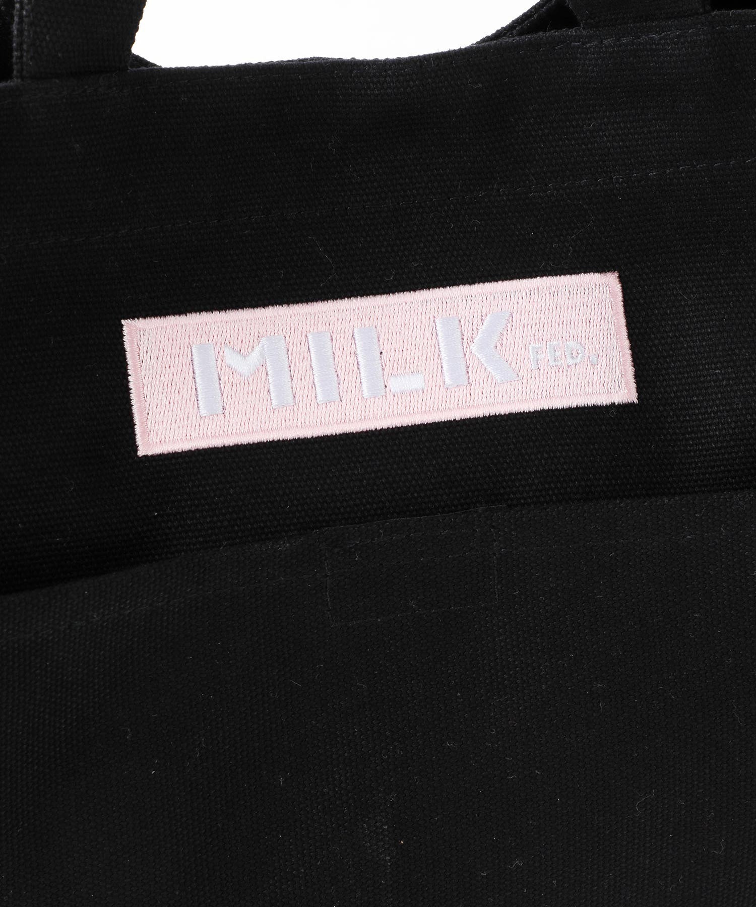 COOPER LOGO SHOULDER BAG MILKFED.