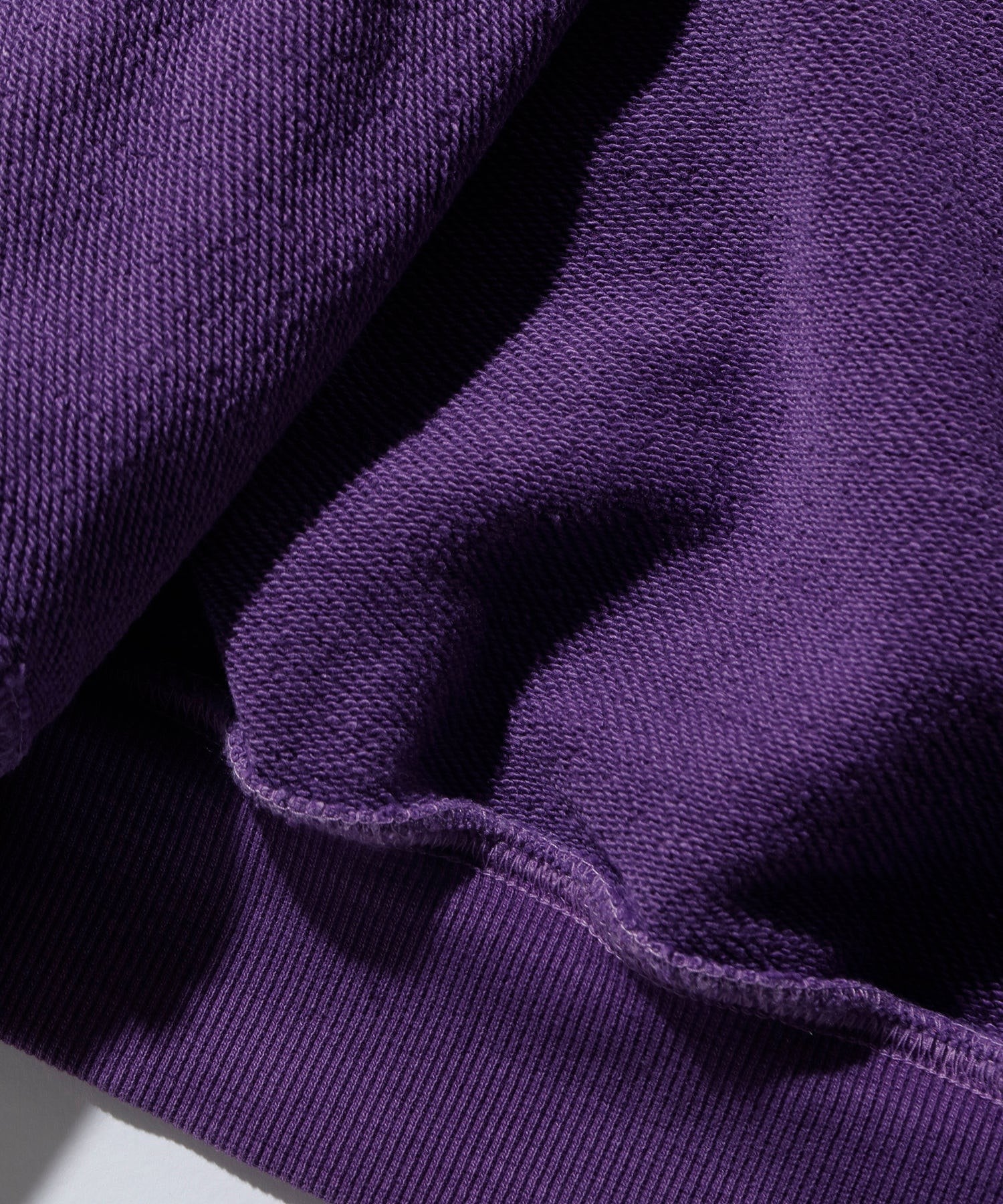 PIGMENT DYED EMBOSS LOGO ZIP HOODED SWEAT