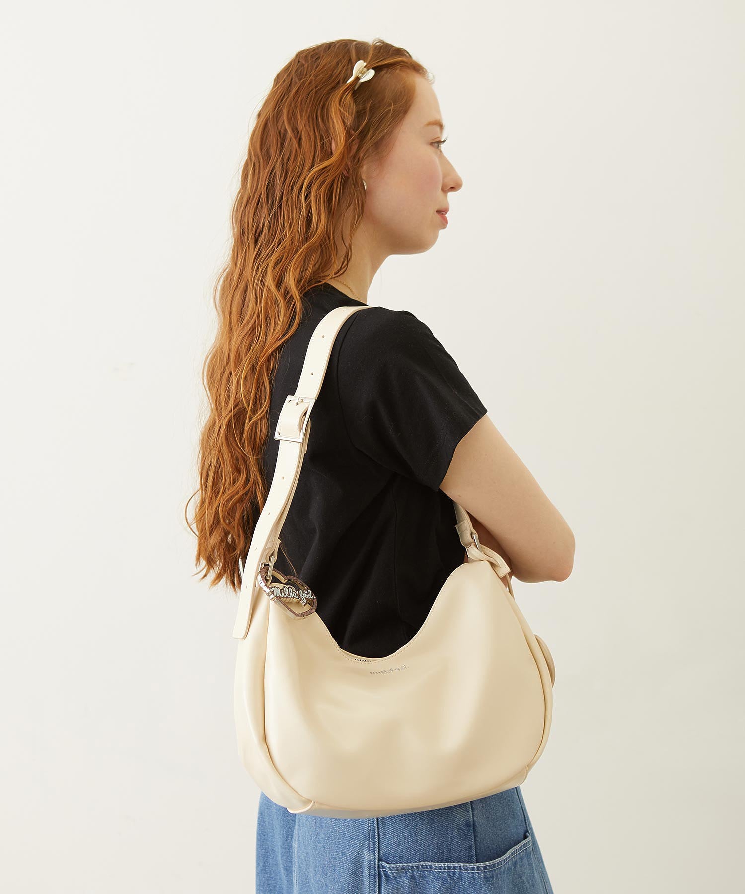 HEART MIRROR SHOULDER BAG