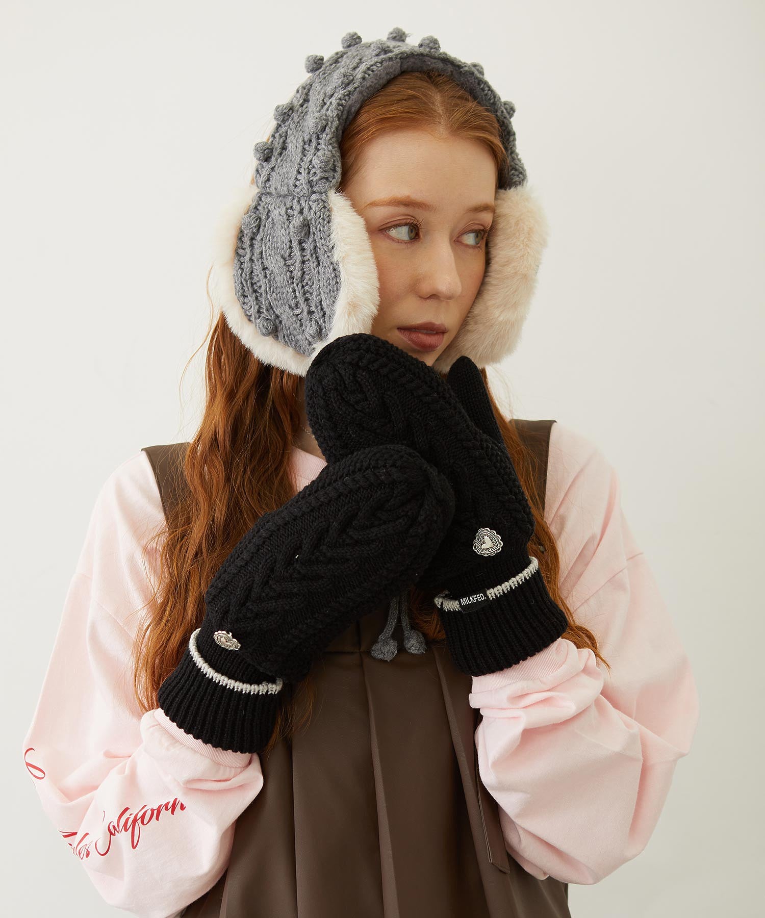 HEART CABLE MITTENS
