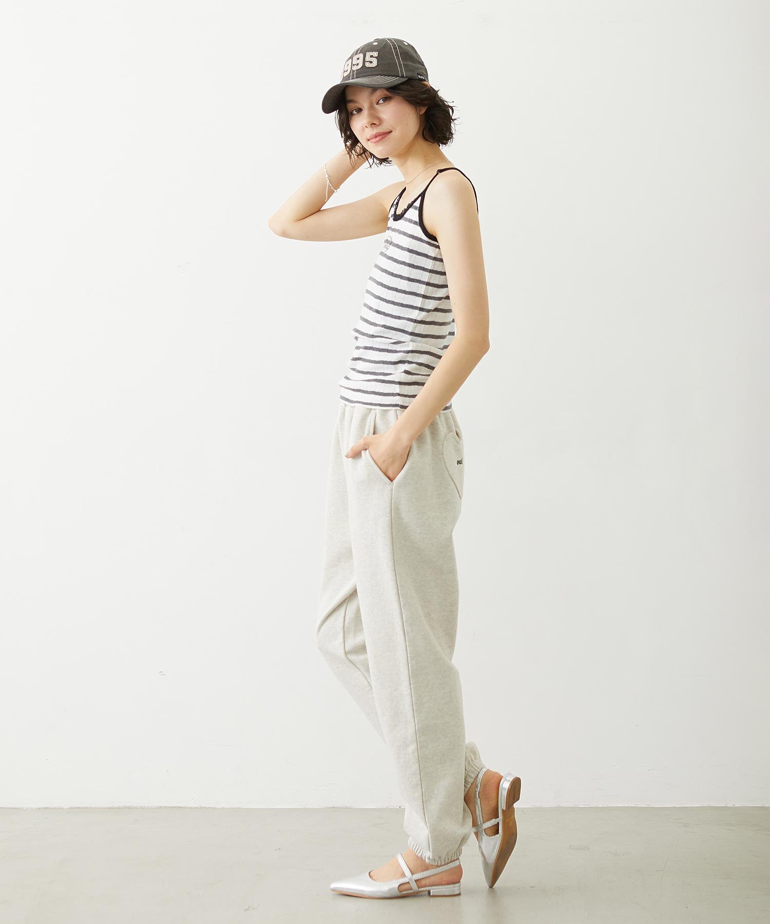 HEART POCKET SWEATPANTS