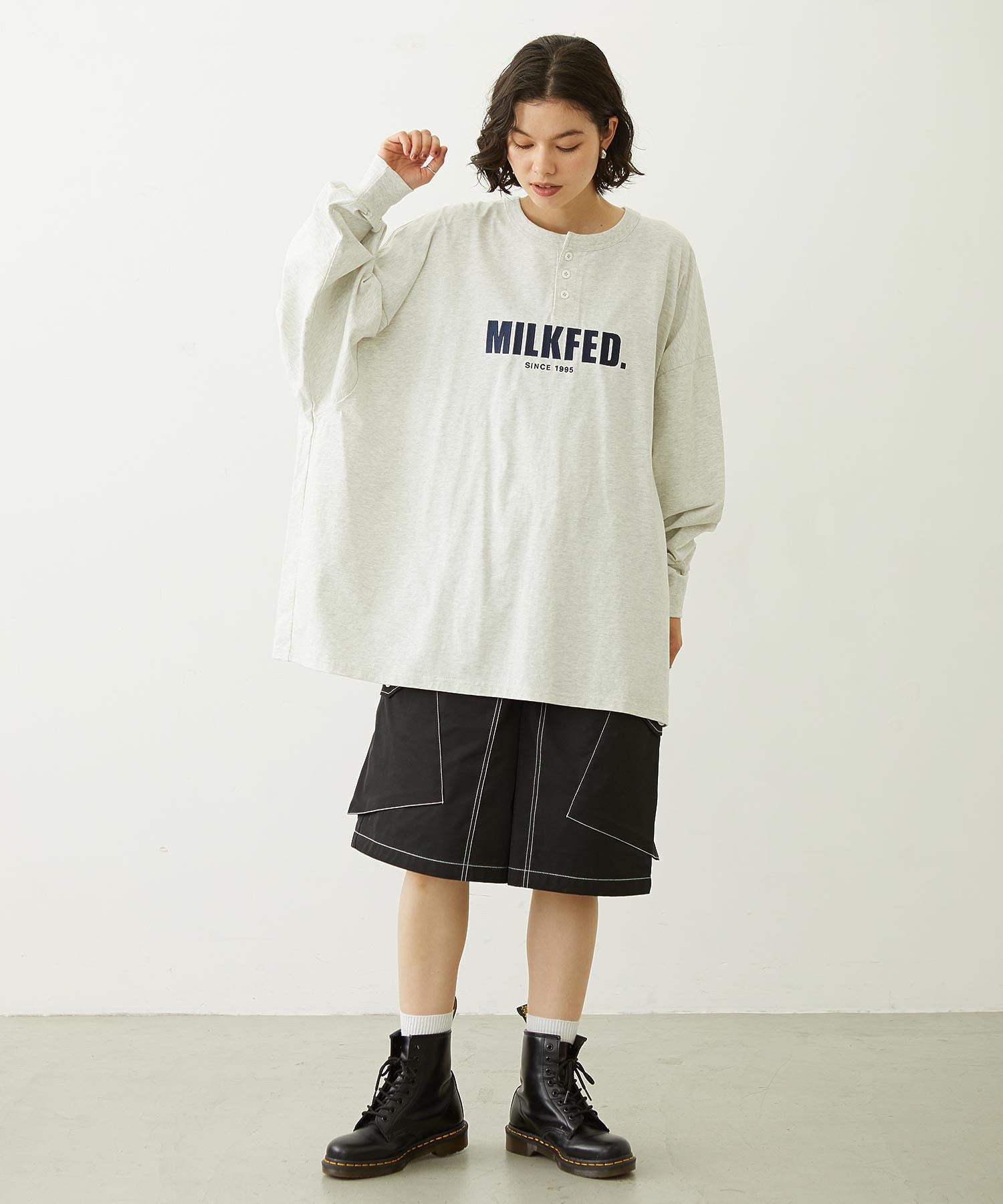 HENLEY NECK BIG L/S TOP