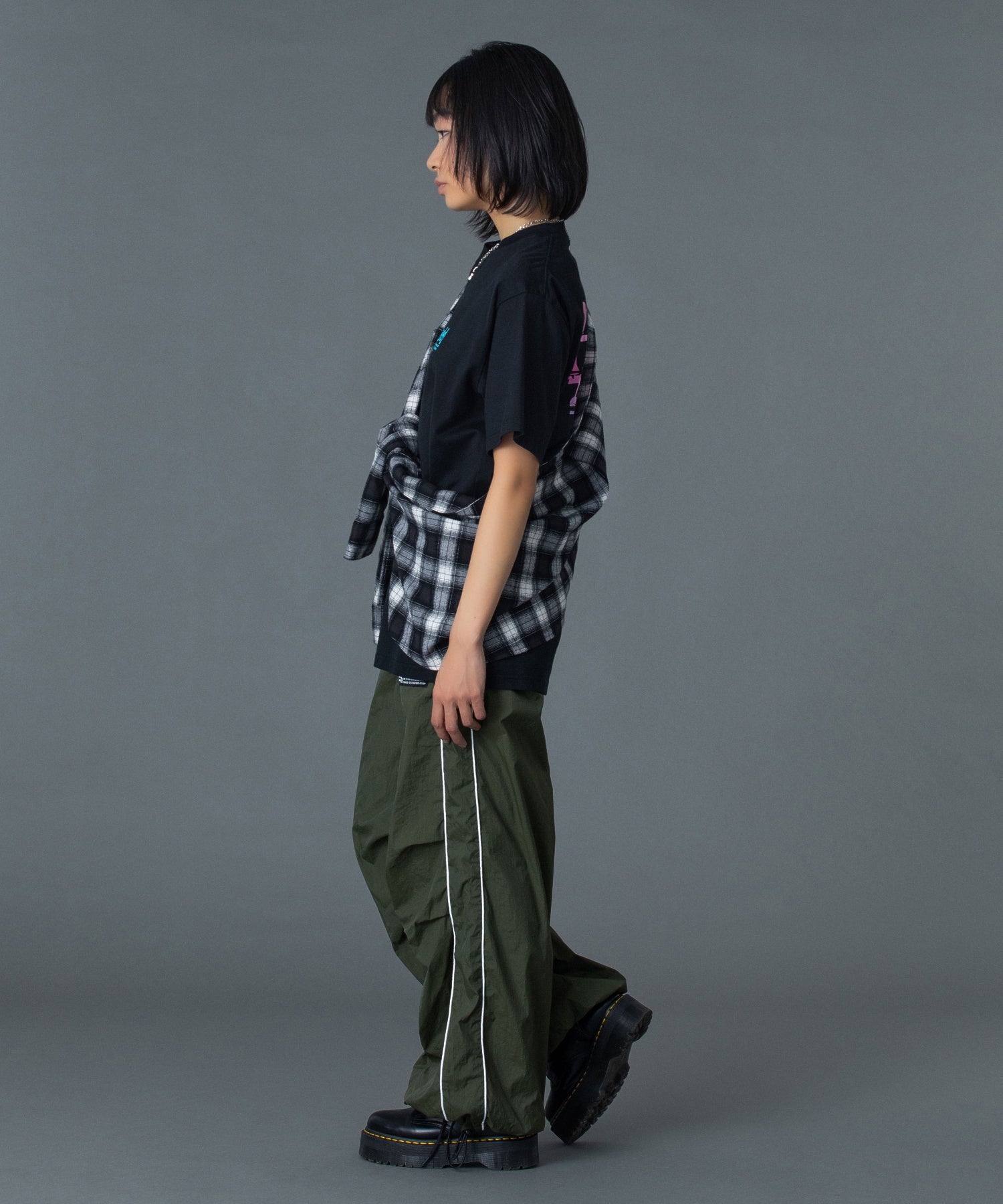 FACE LABEL TRACK PANTS