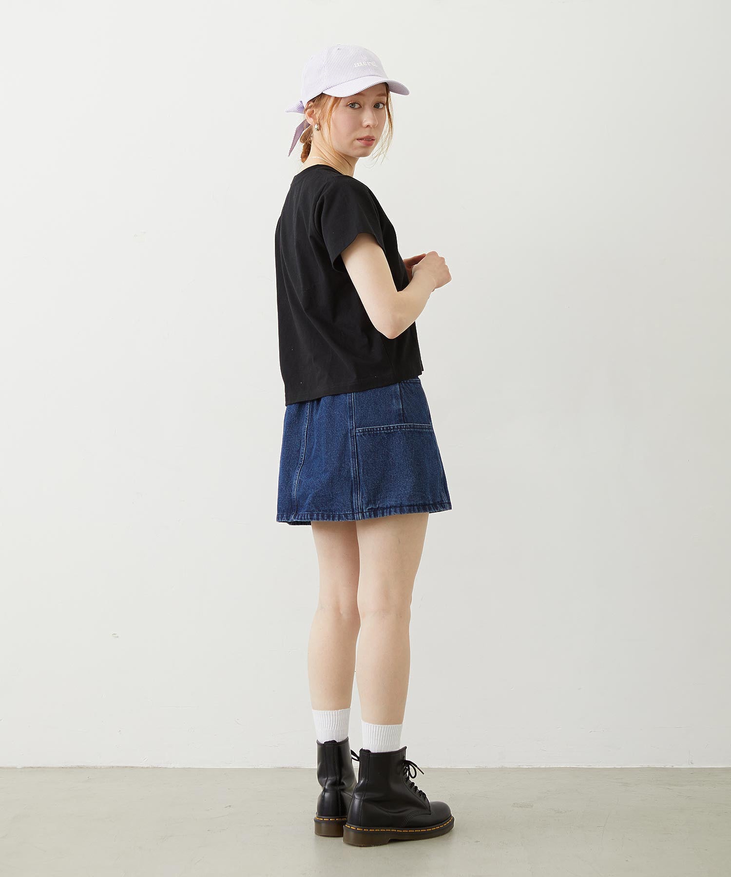 PANELED POCKET DENIM MINI SKIRT