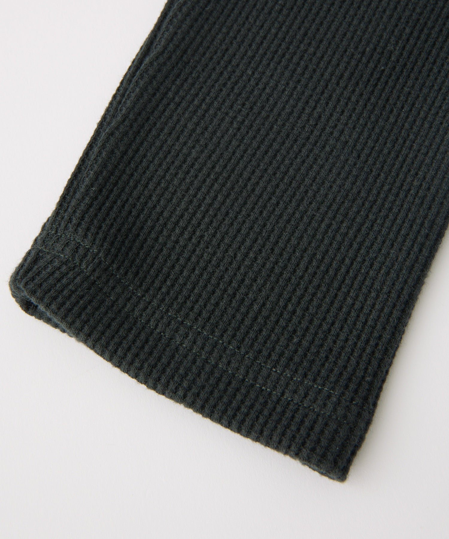 LACE UP COMPACT THERMAL TOP