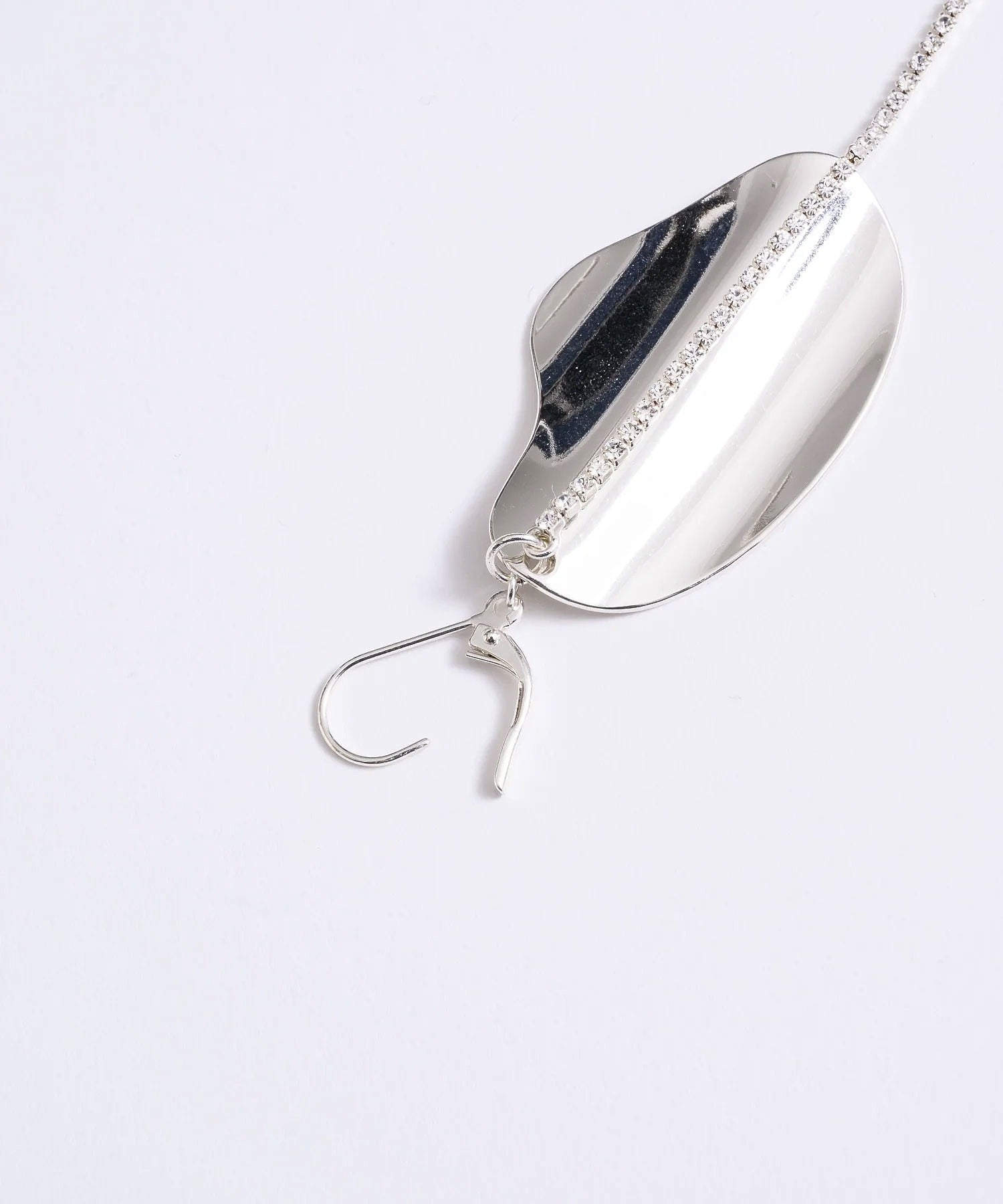 loni/LEAF BIJOU ASYMMETRY PIERCE