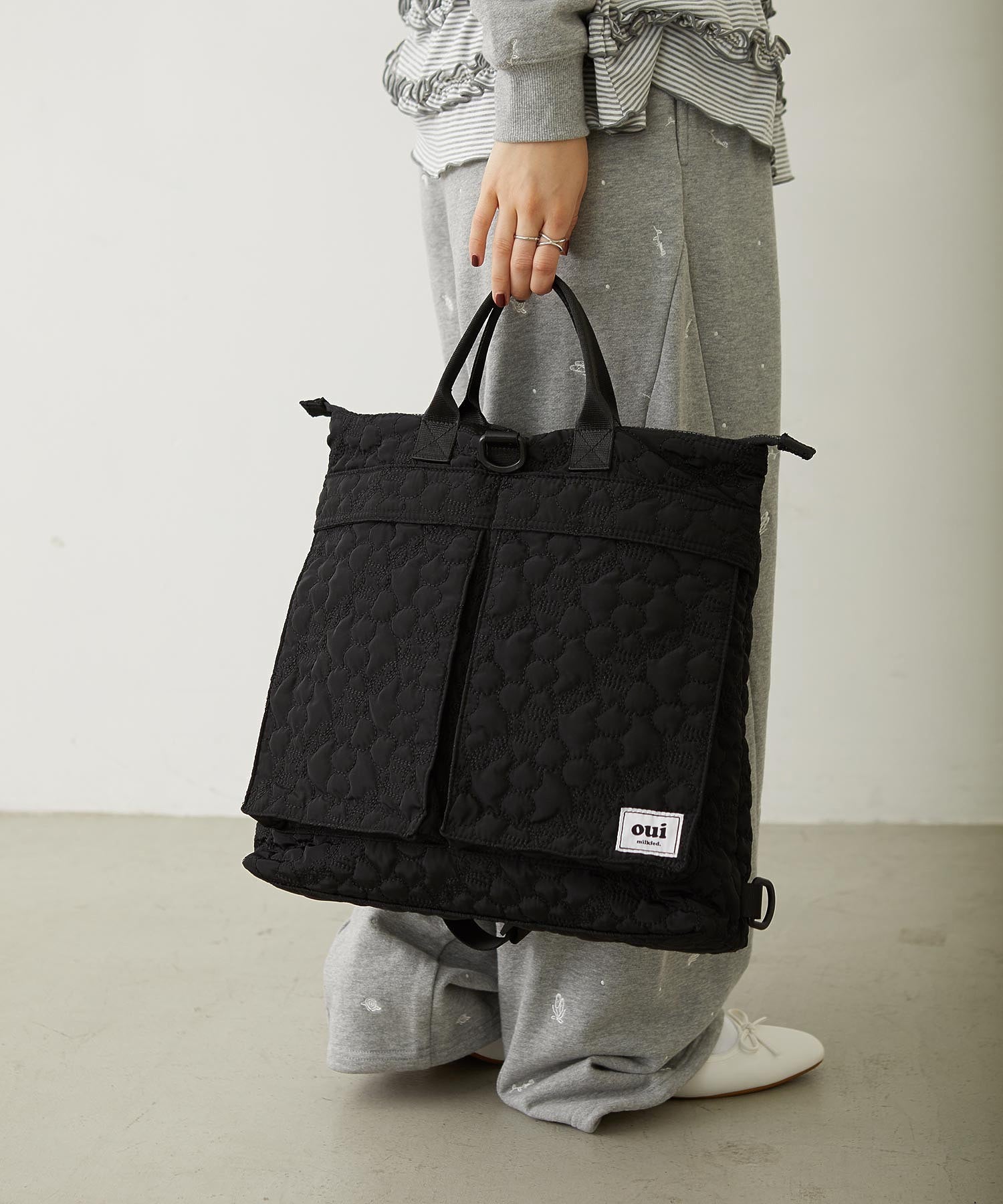 CHERRY QUILTED HELMET BAG