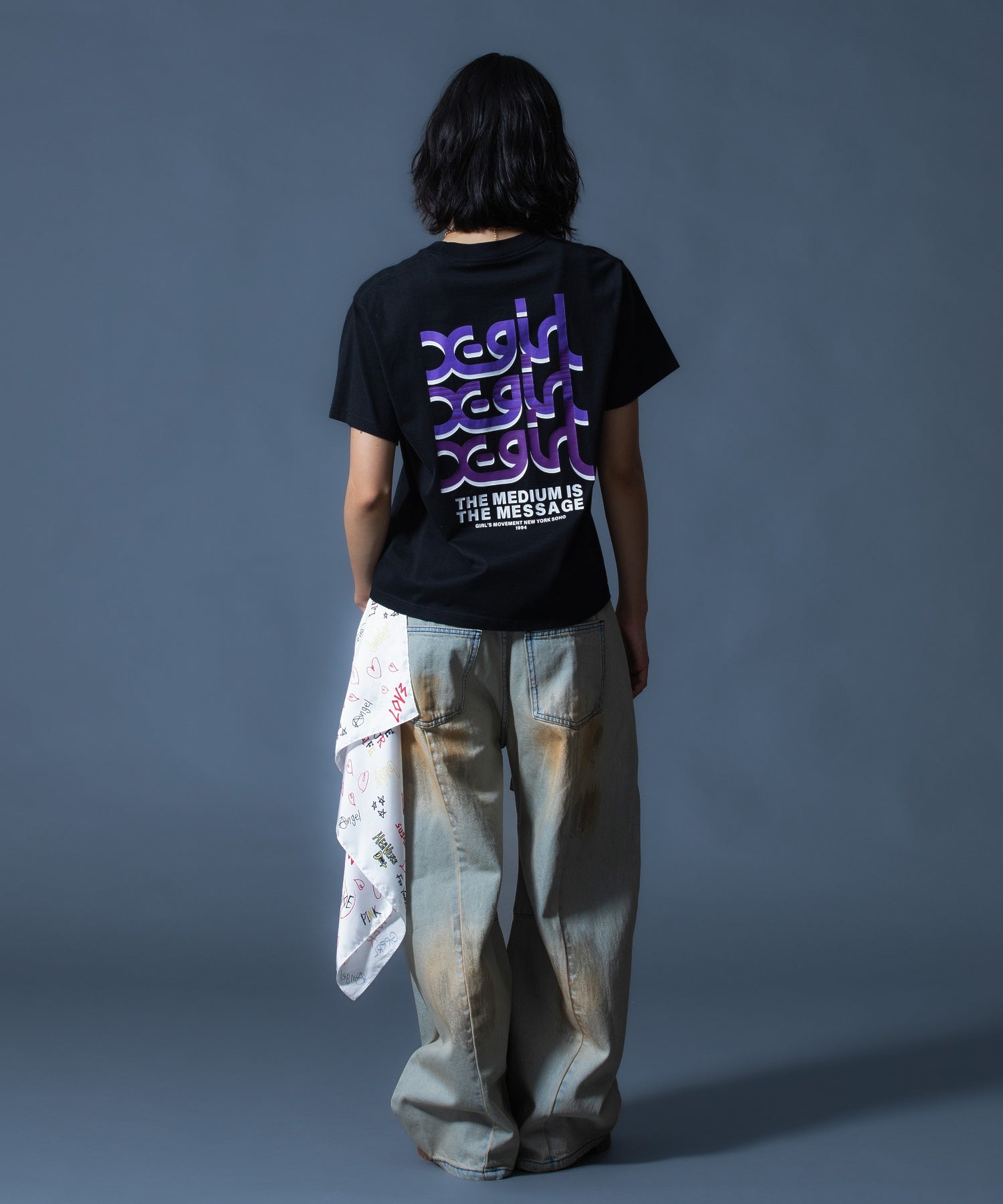 FADED FACE LABEL WIDE BAGGY DENIM PANTS