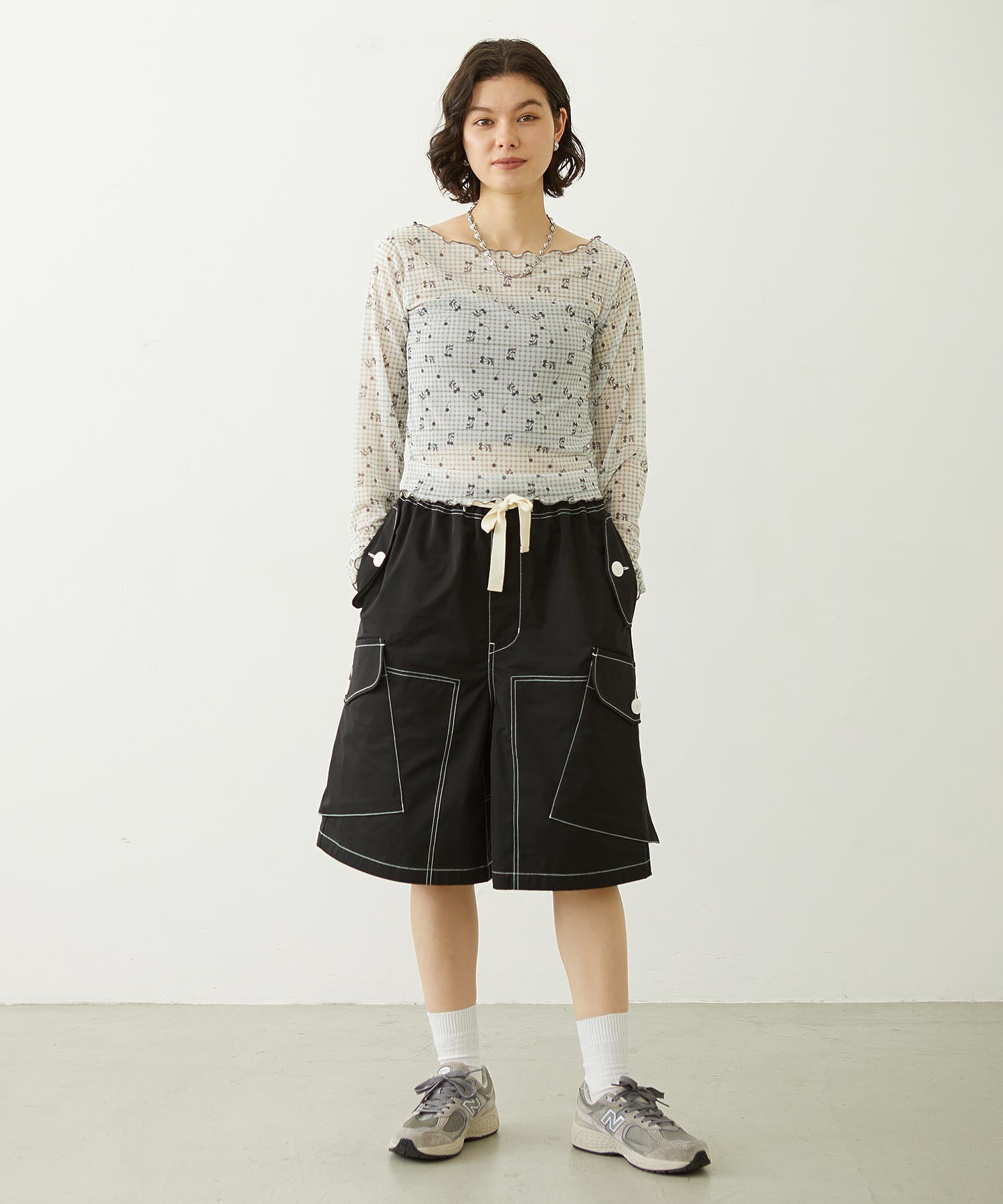 BIG POCKET CARGO HALF SHORTS