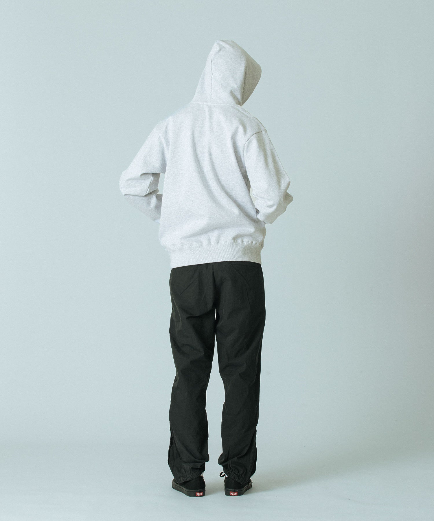 model：H183 着用サイズ：L