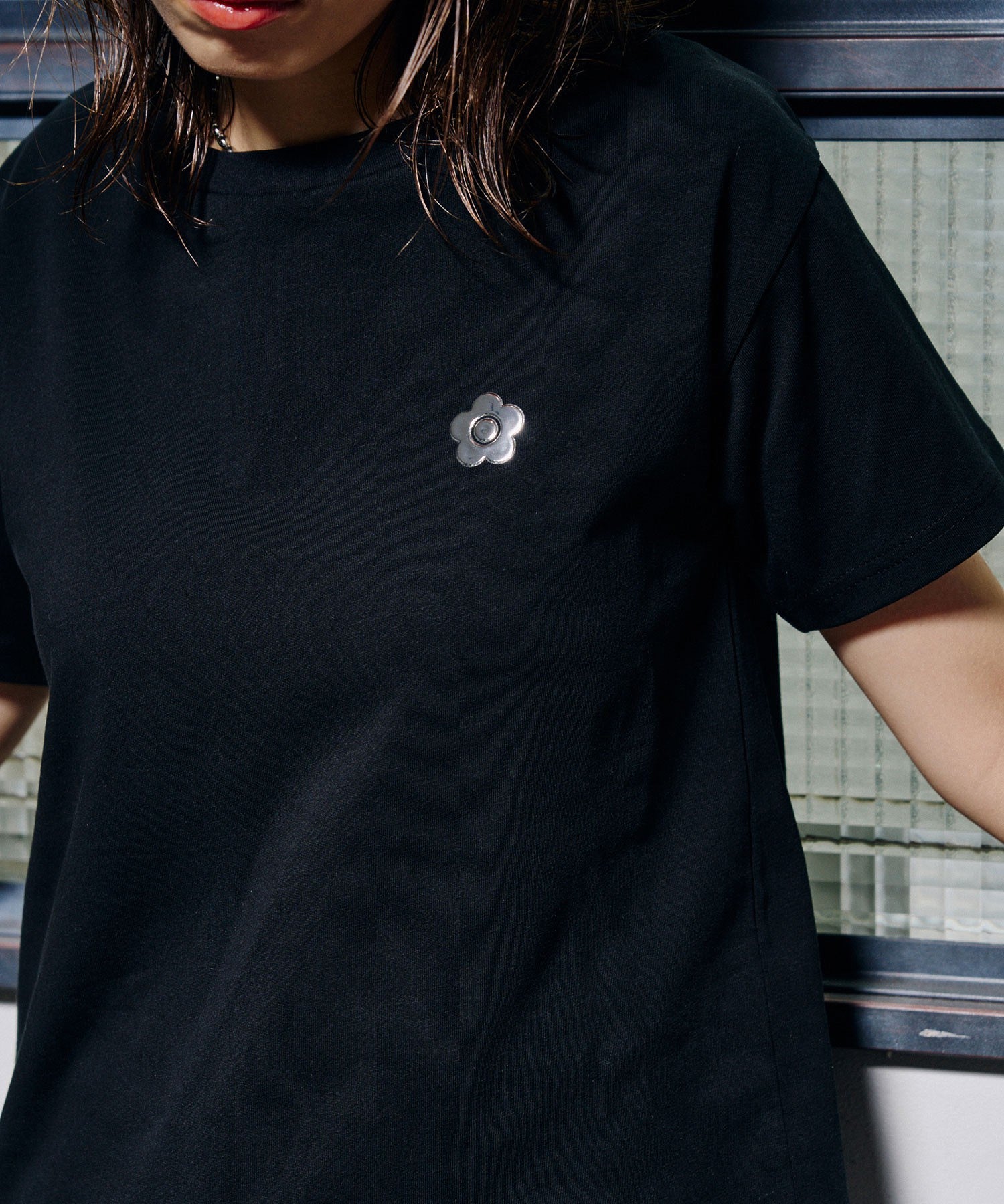 【ROSE BUD別注】MARY QUANT/BACK APPLIQUE T-SHIRT
