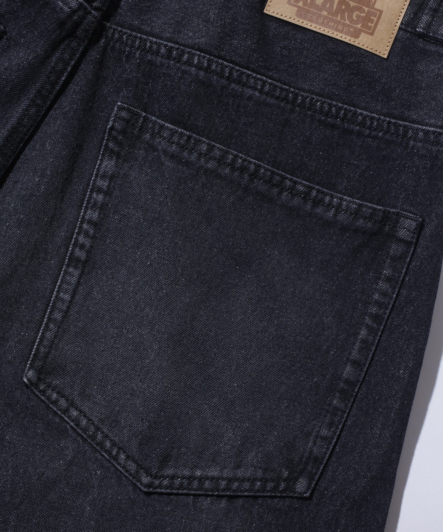 WASHED BAGGY DENIM PANTS