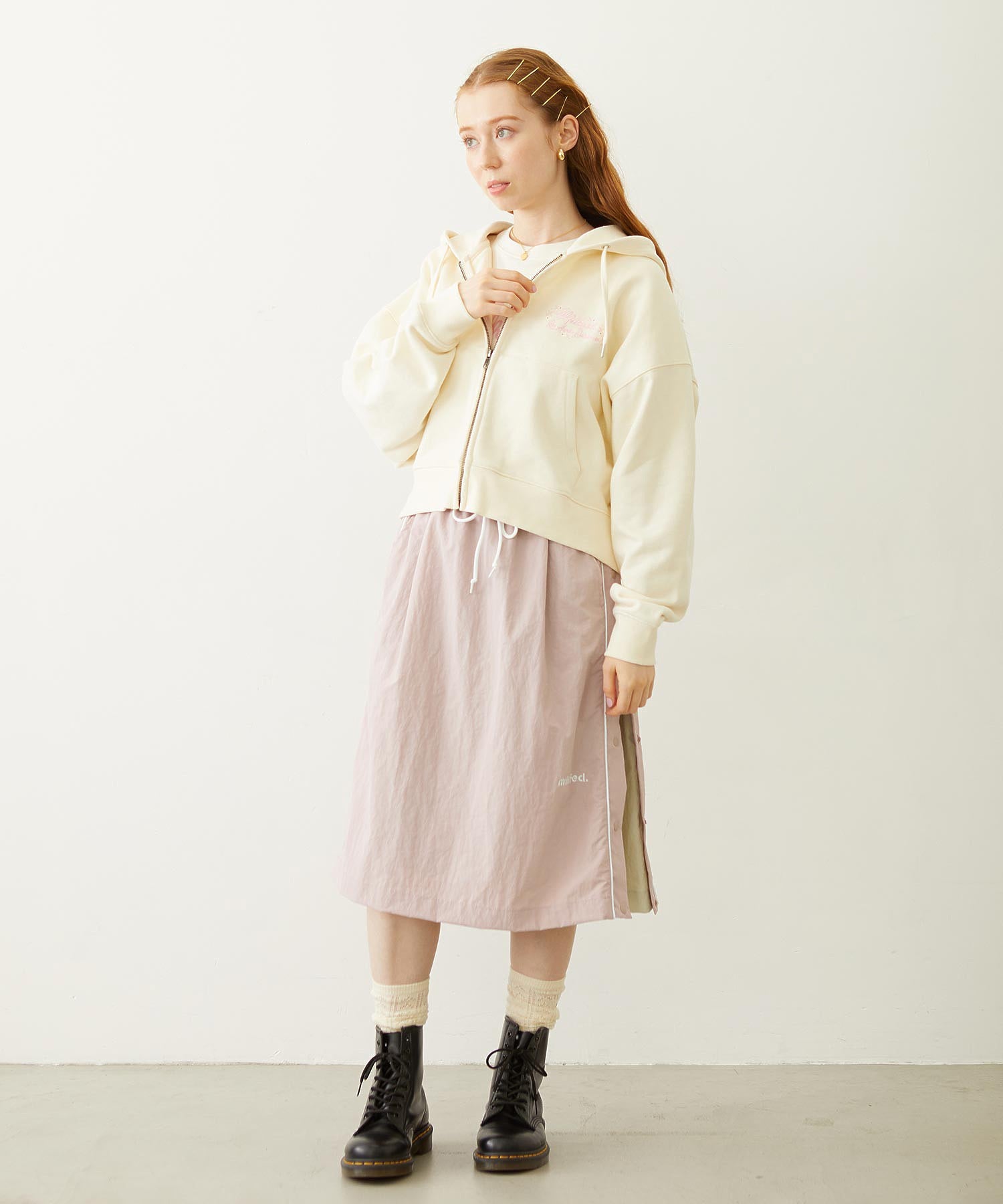 RHINESTONE LOGO SHORT ZIP UP HOODIE