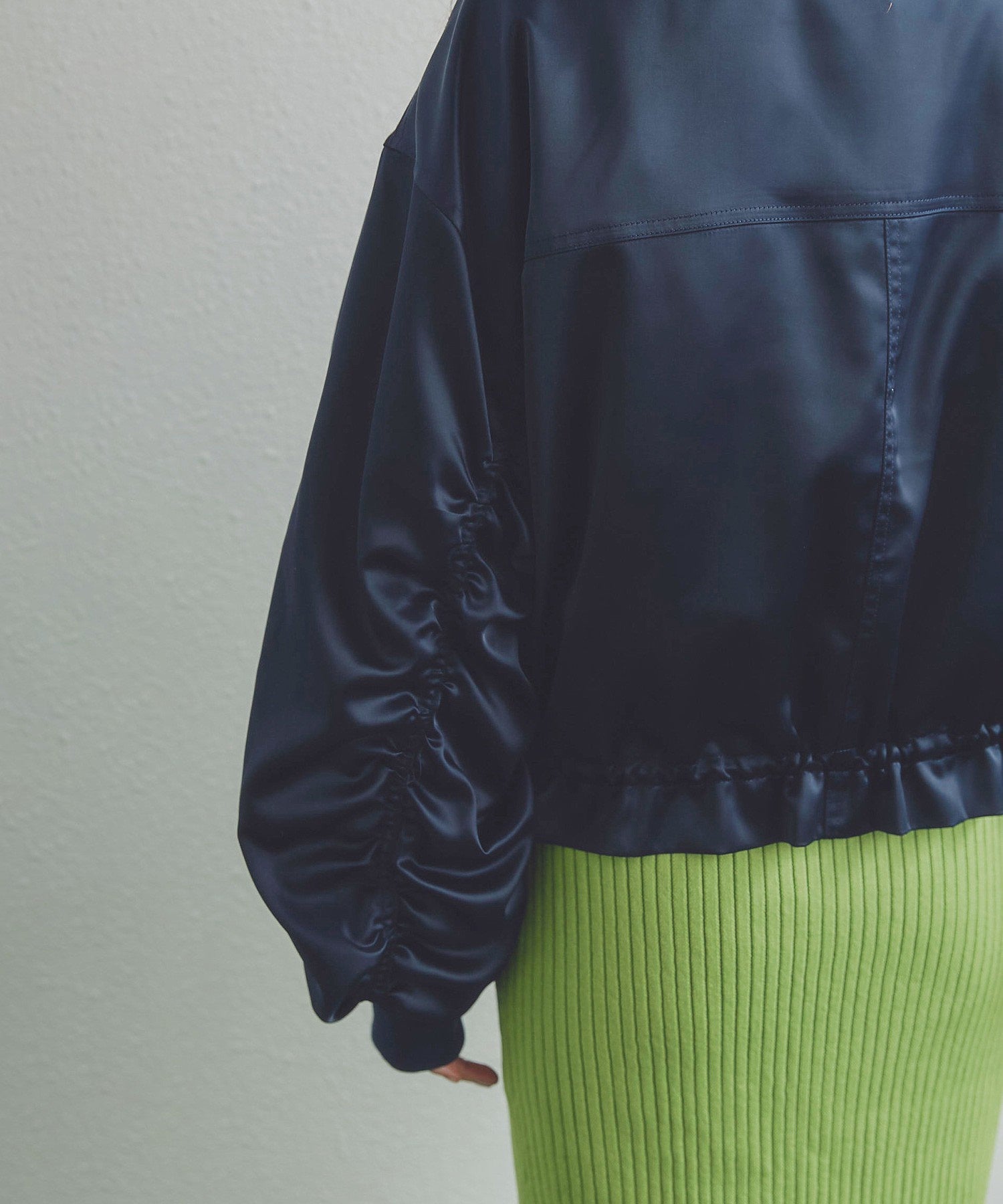 ギャザースリーブMA-1ブルゾン