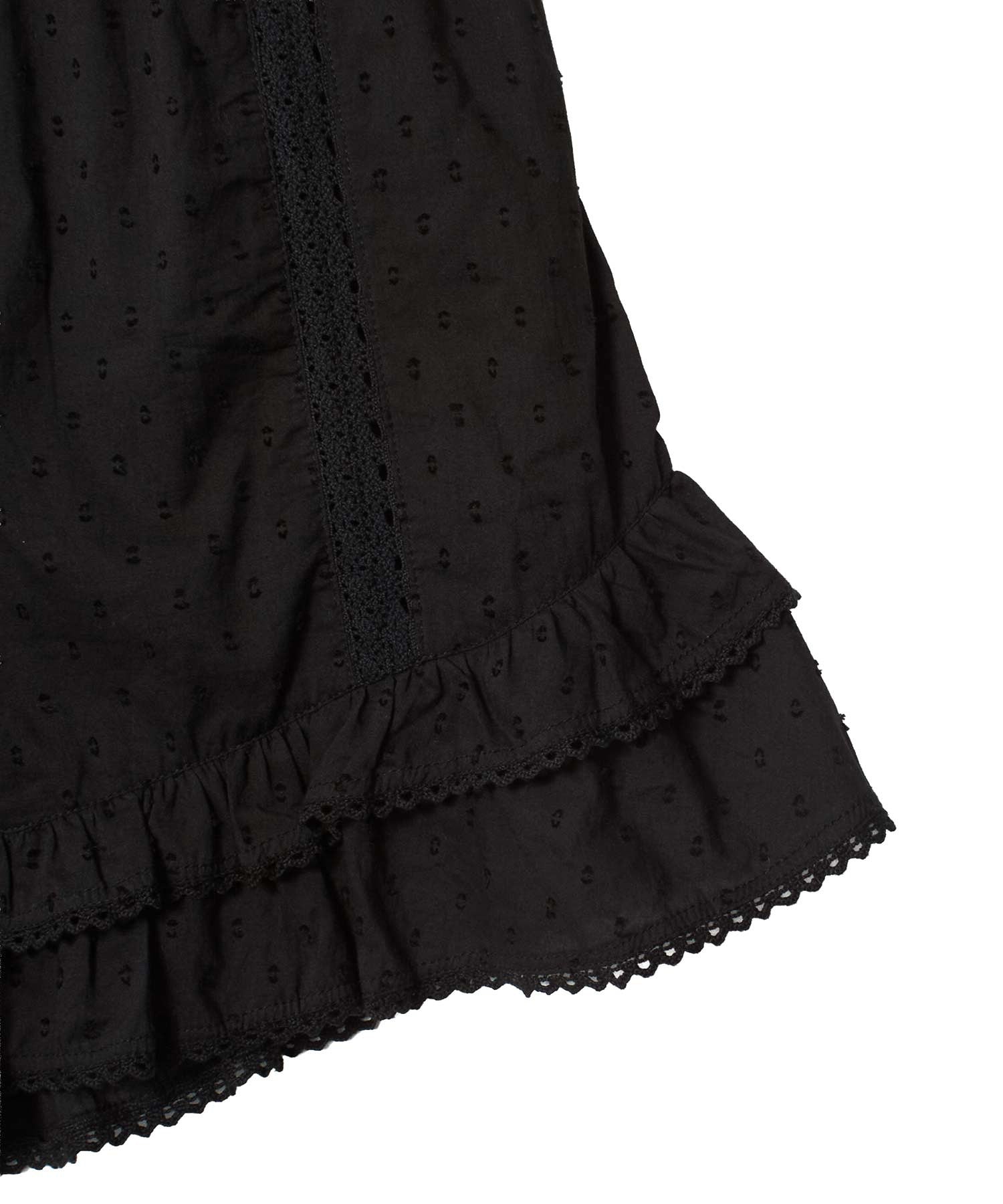 LACE RUFFLE SHORT