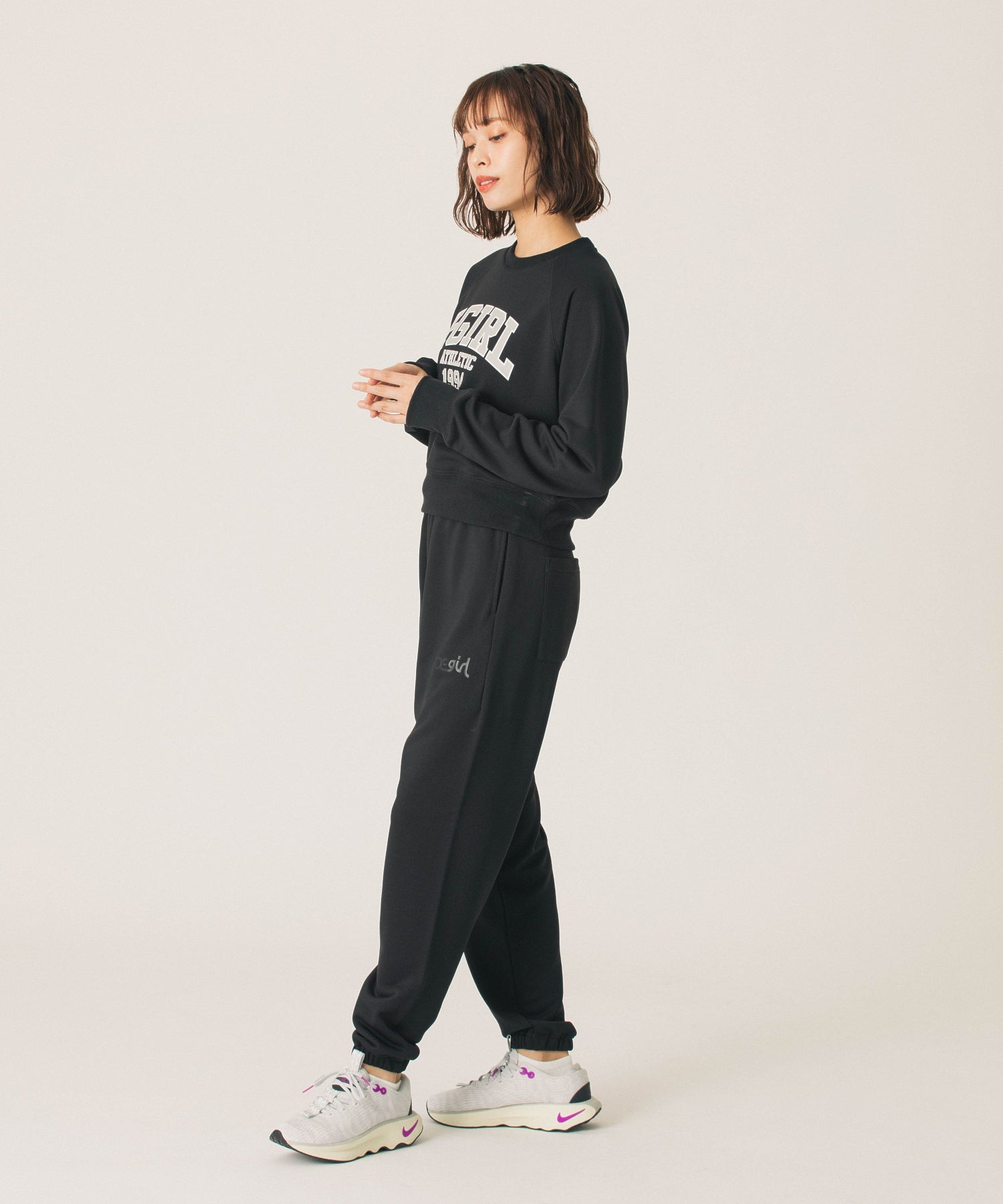 SWEAT PANTS