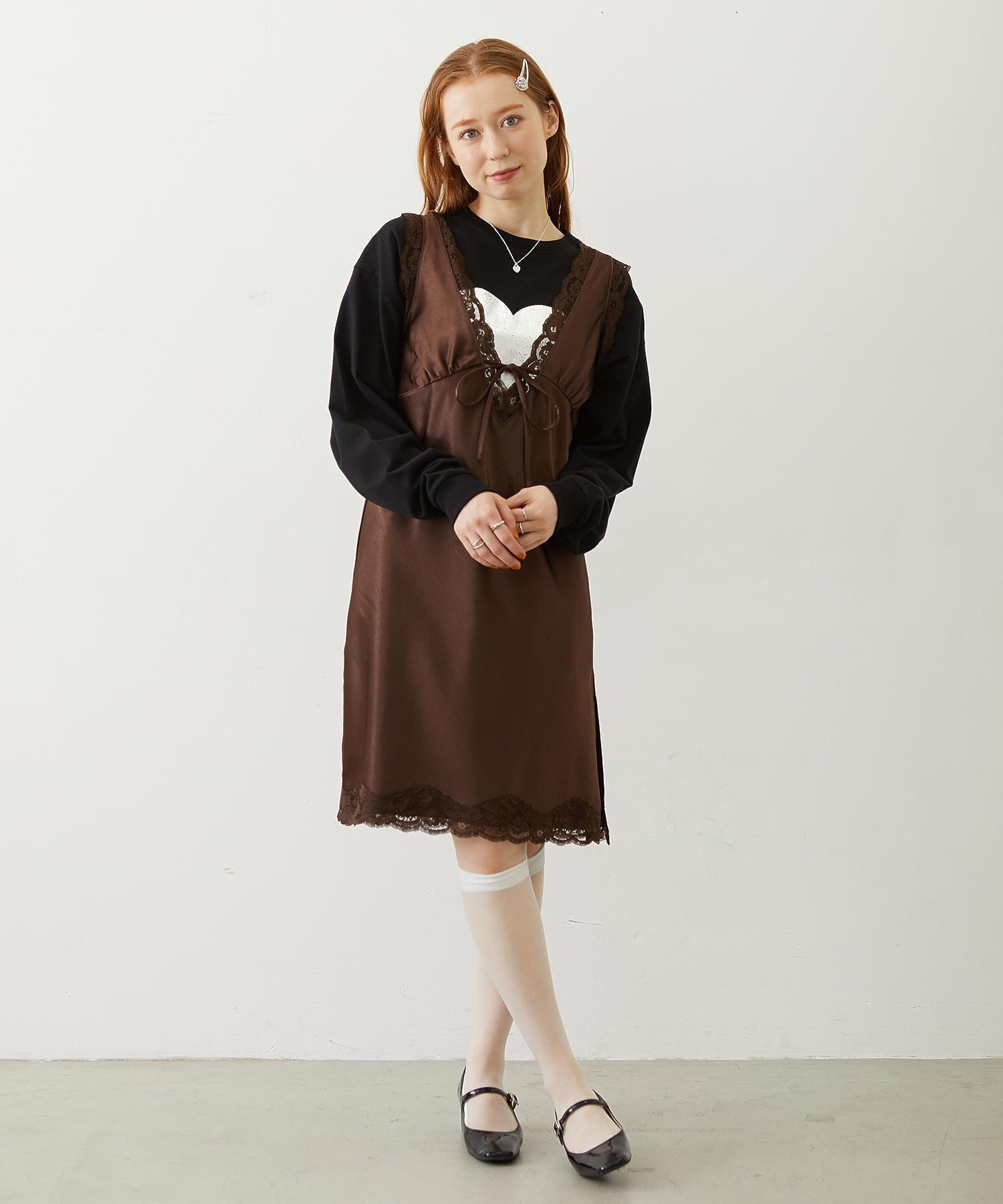 V-NECK LACE DRESS