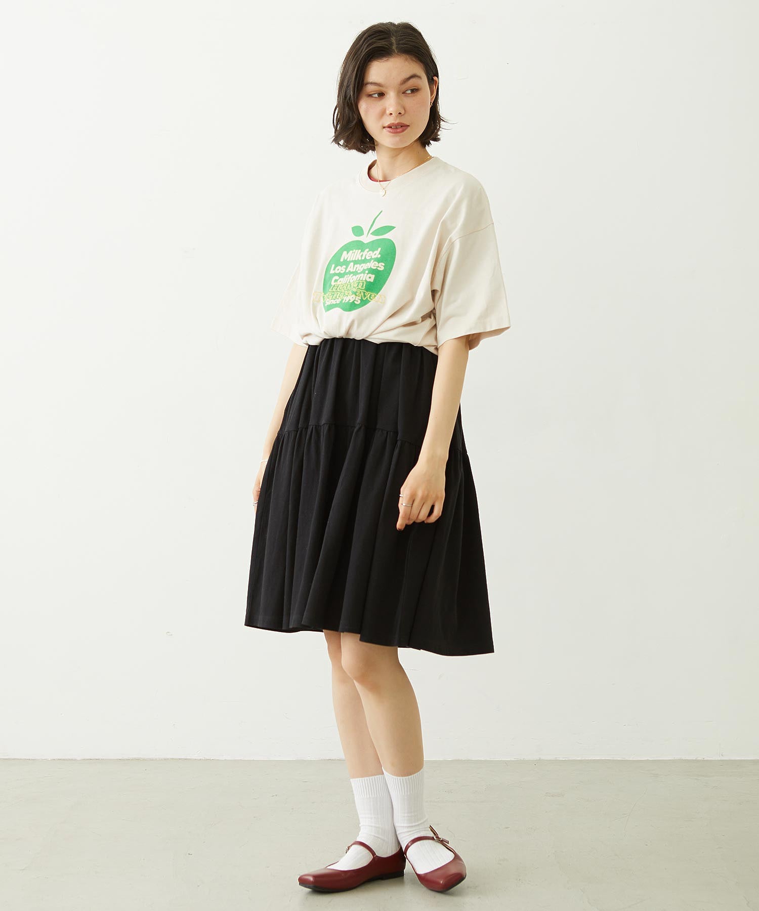 APPLE EMBROIDERY S/S TEE