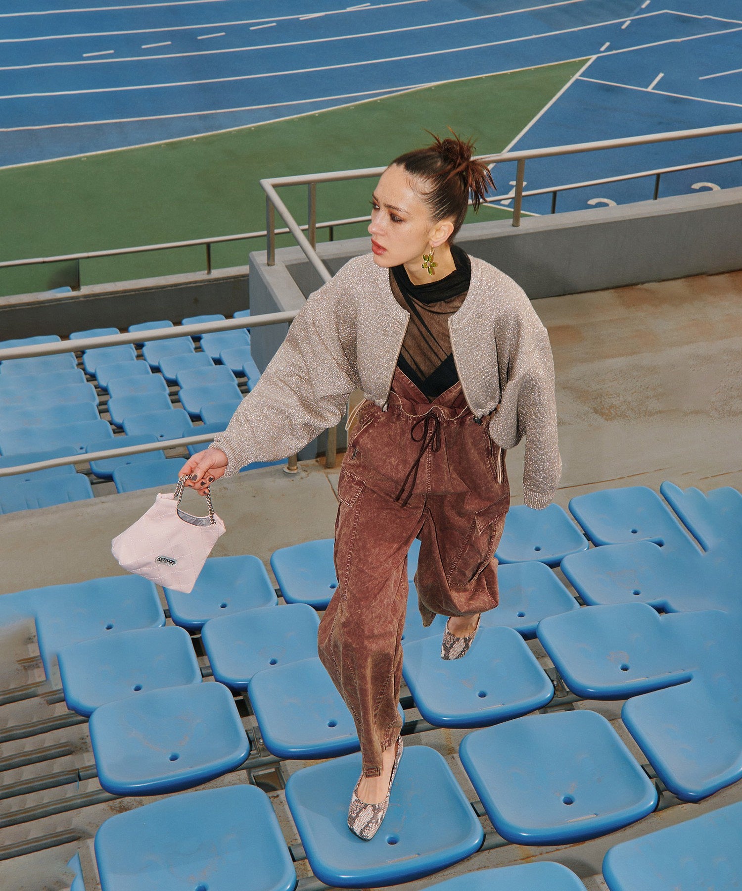 ラメニットブルゾン