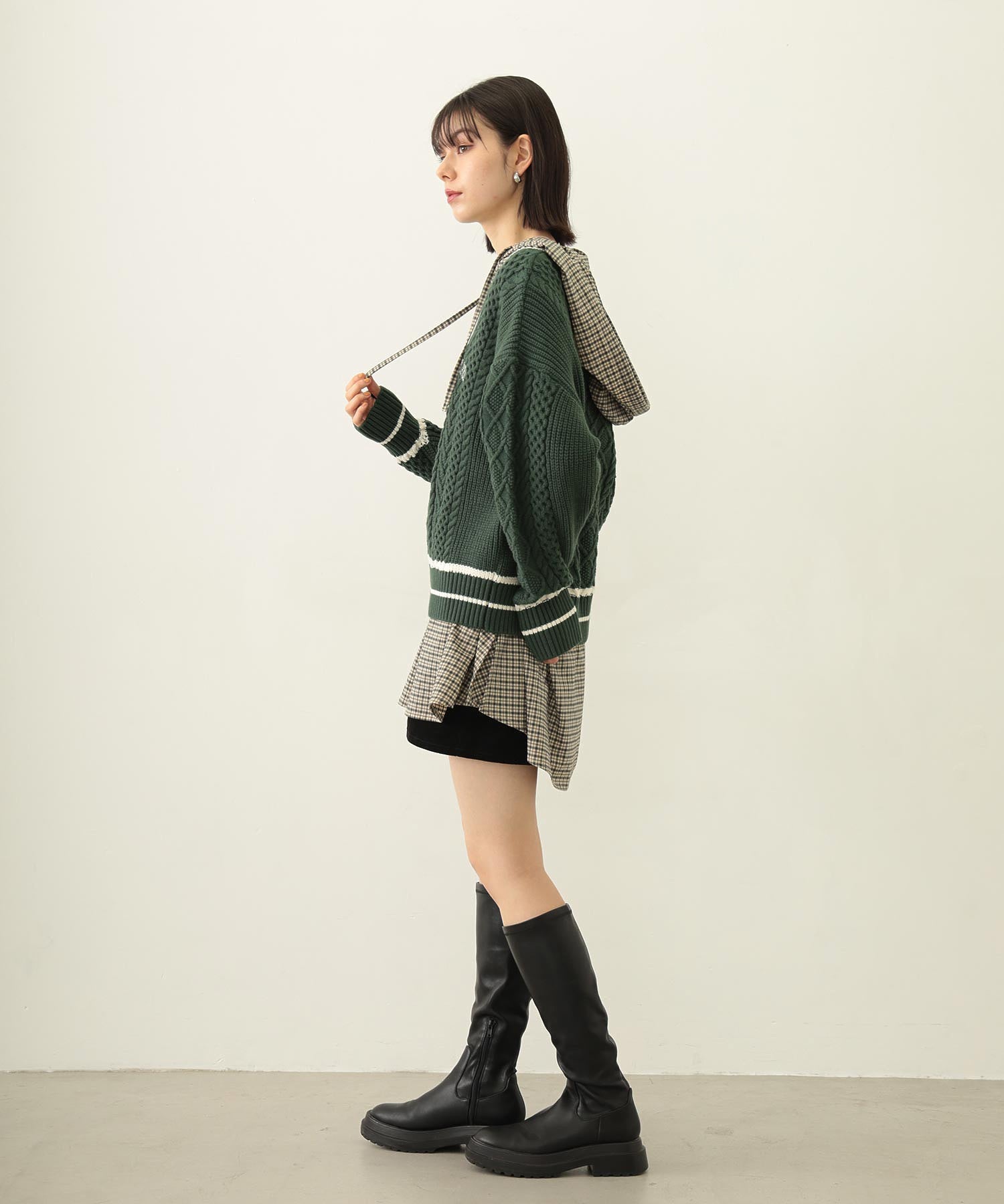 MILKFED. PATCH V-NECK KNIT