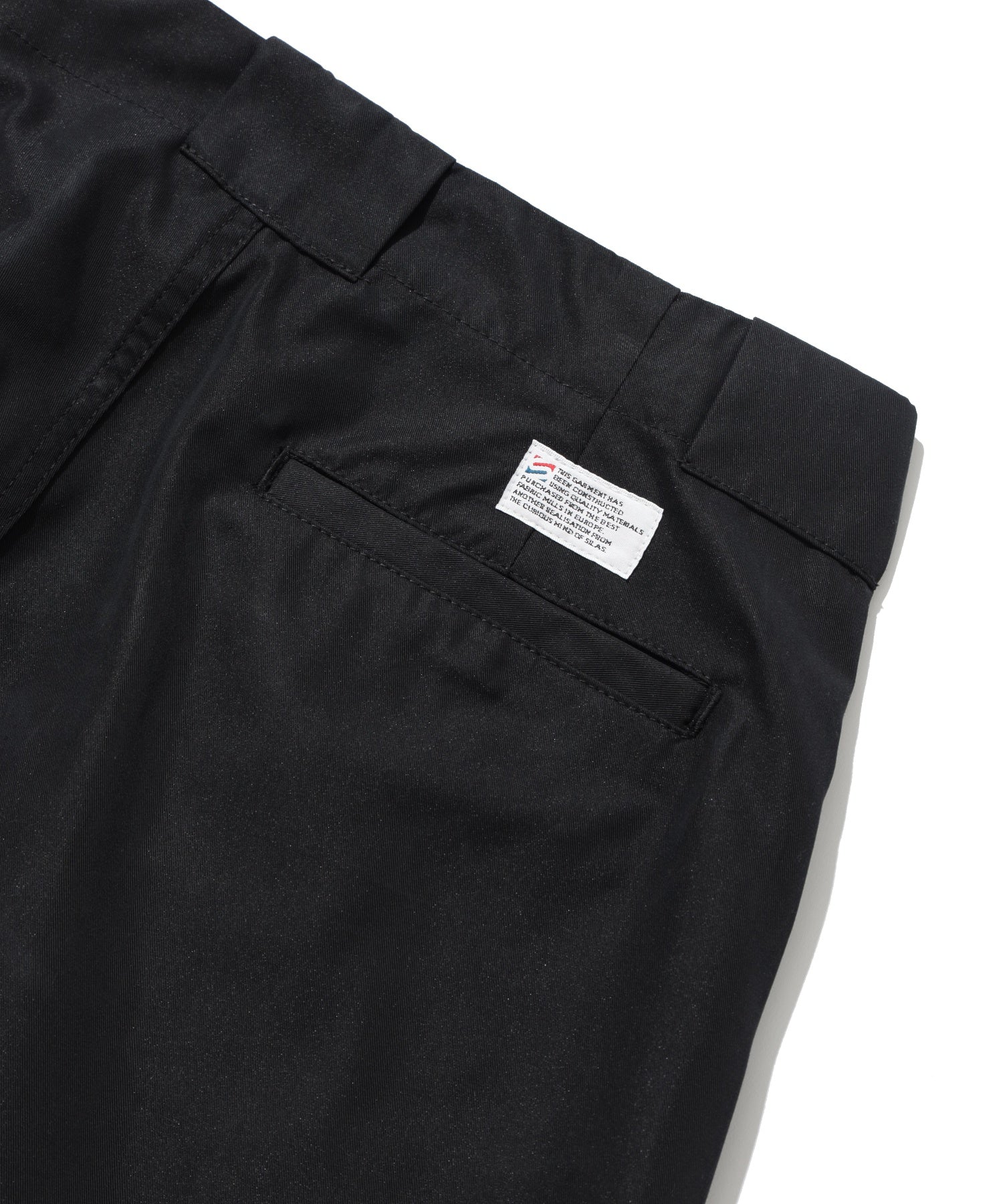 SHORT BAGGY CHINO PANTS