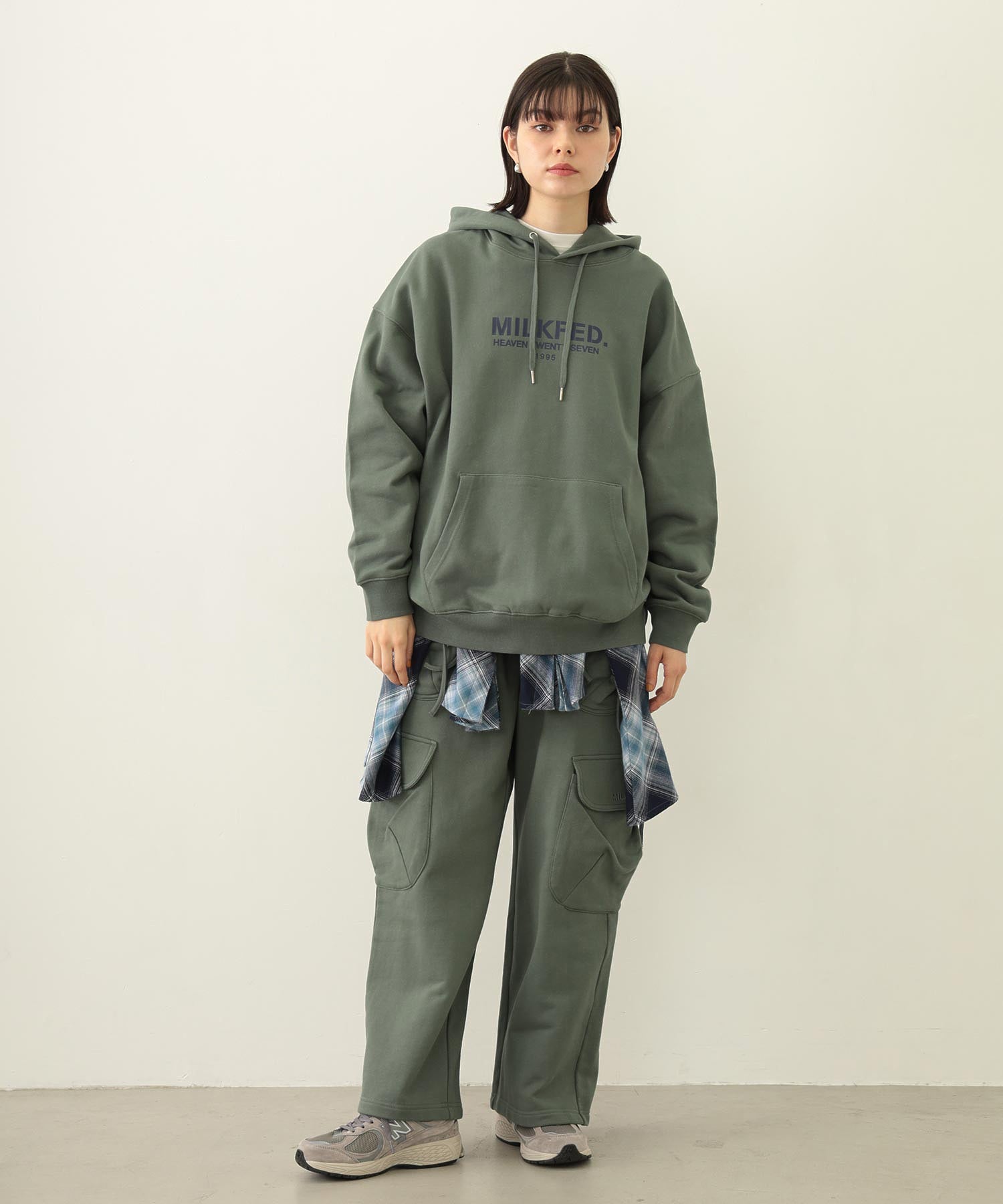GATHERED POCKET SWEAT CARGO PANTS