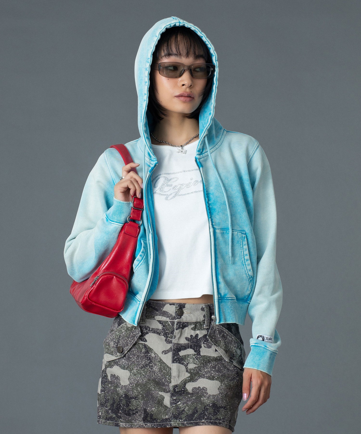 RHINESTONE OVAL CURSIVE LOGO S/S BABY TEE